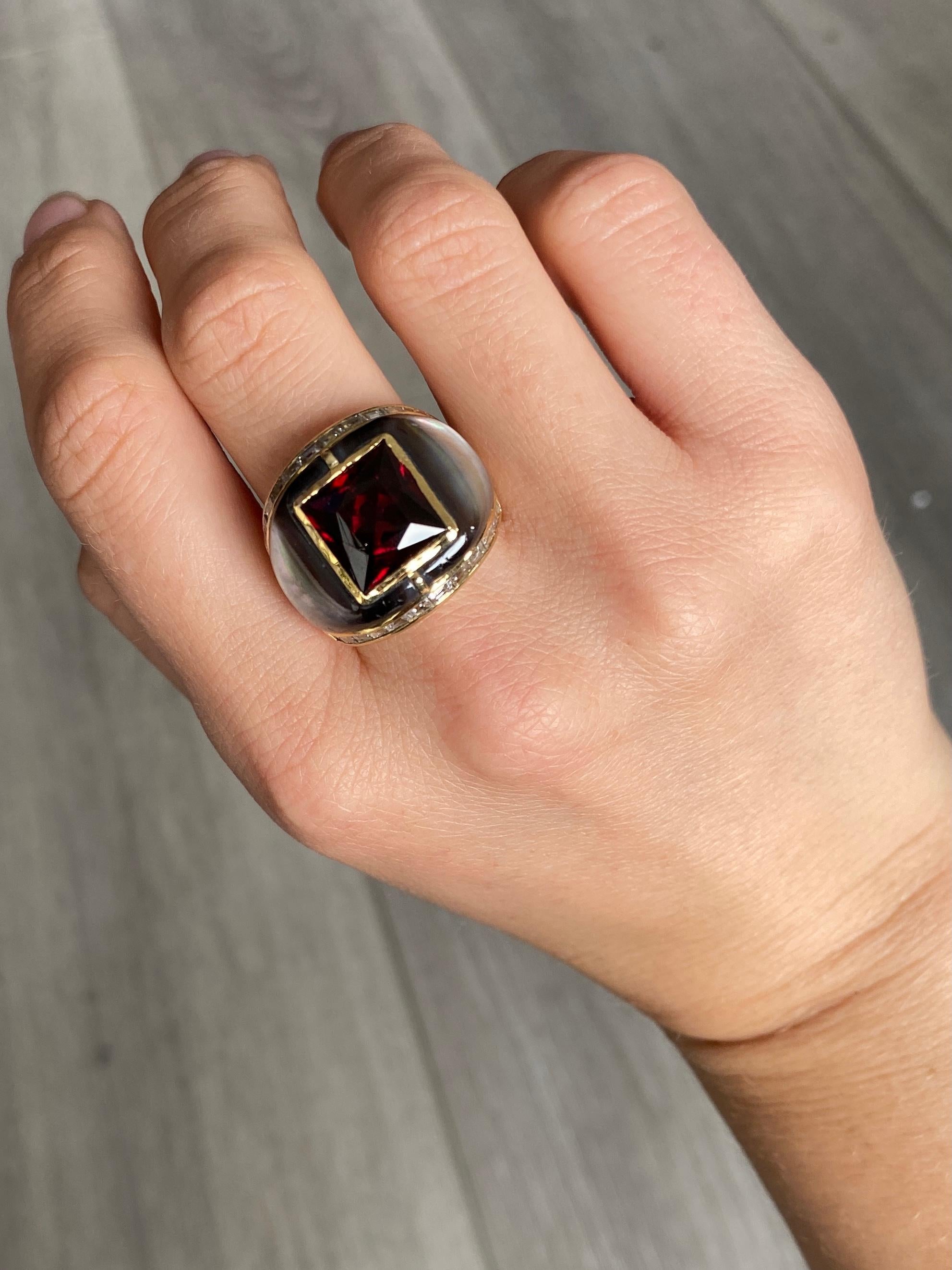 Vintage Garnet and Diamond 18 Carat Gold Cocktail Ring In Good Condition In Chipping Campden, GB