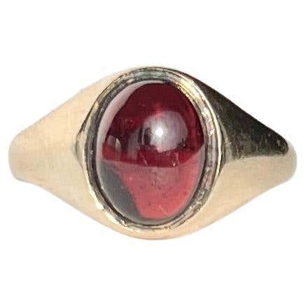Vintage Garnet Cabochon and 9 Carat Gold Signet Ring For Sale at ...