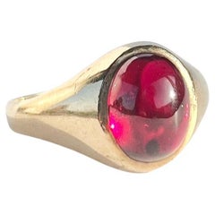 Vintage Garnet Cabochon and 9 Carat Gold Signet Ring