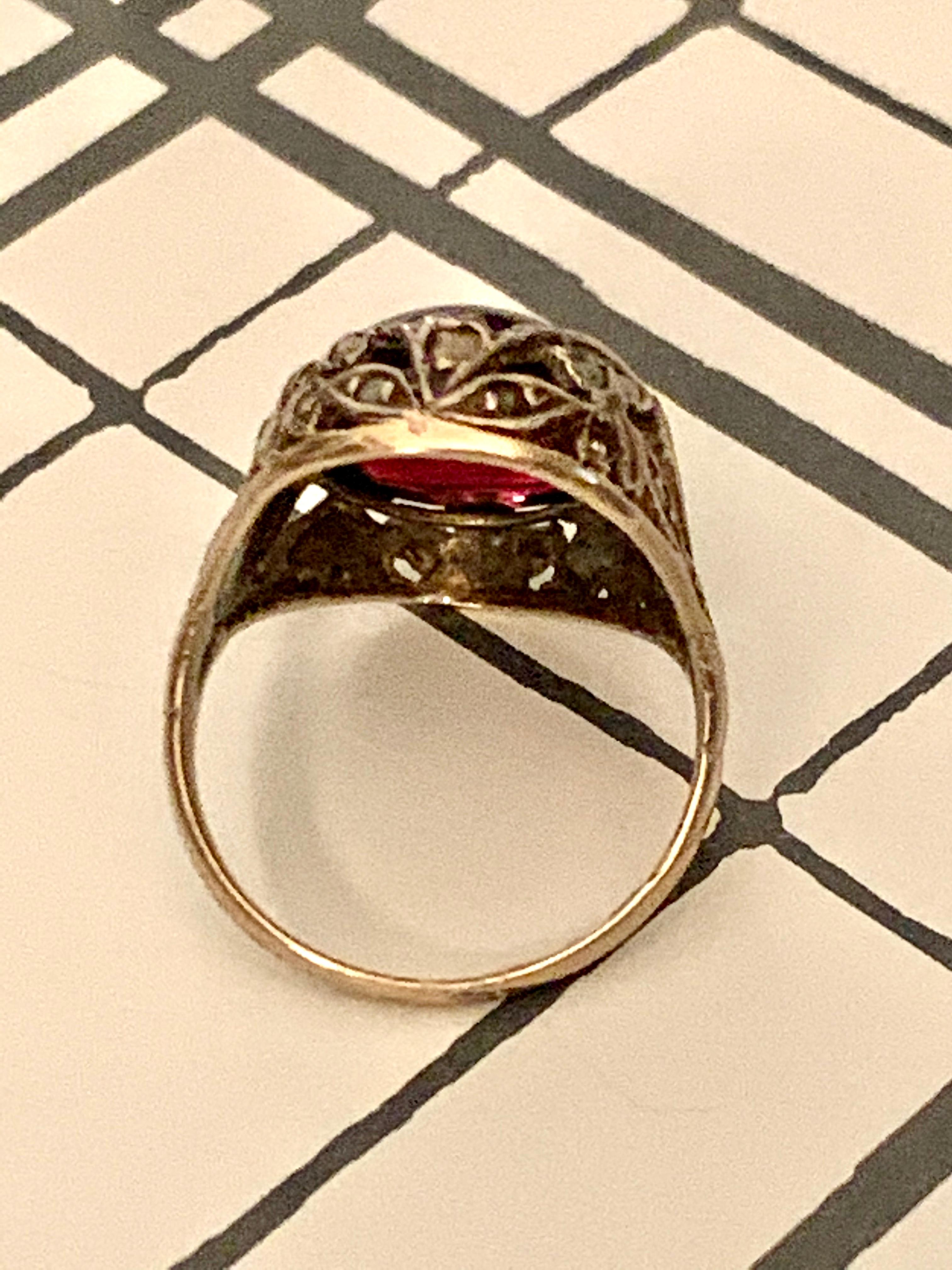 Vintage Garnet Cabochon and Rose Cut Diamond 14 Karat Yellow Gold Ring 1
