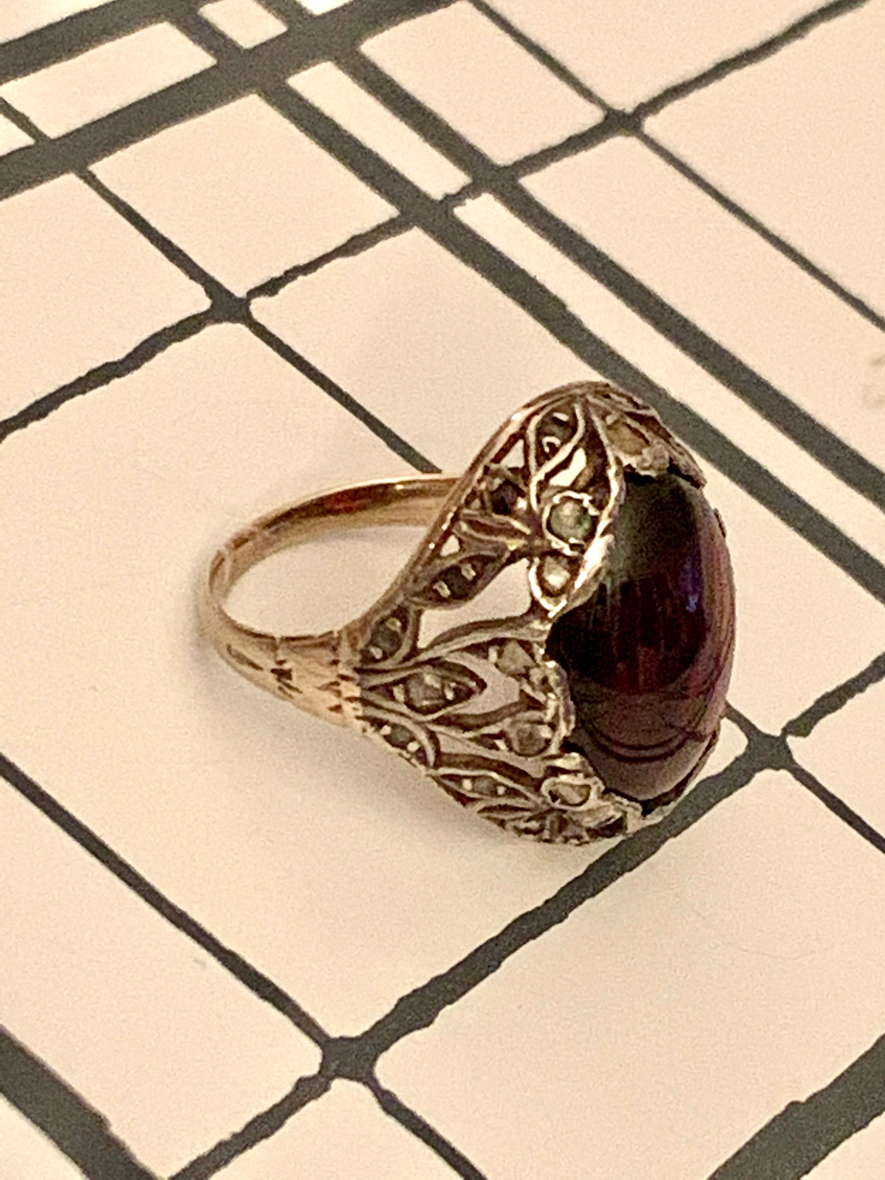 Vintage Garnet Cabochon and Rose Cut Diamond 14 Karat Yellow Gold Ring 2