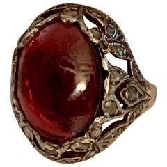 Vintage Garnet Cabochon and Rose Cut Diamond 14 Karat Yellow Gold Ring