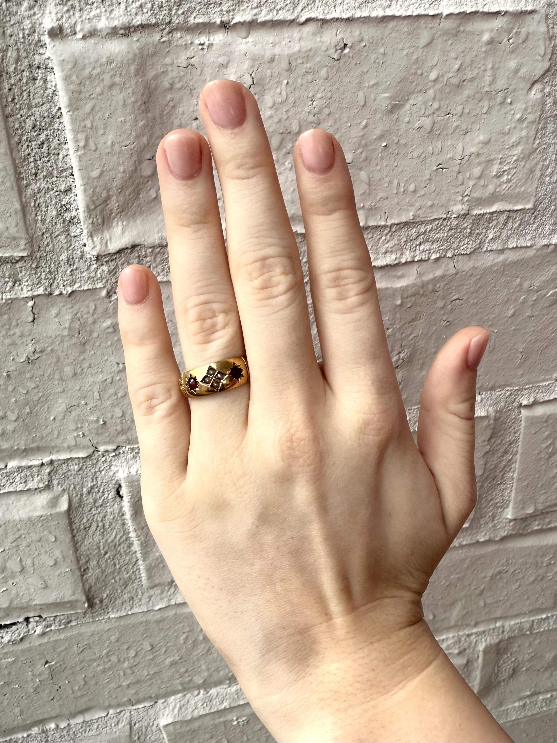 Victorian Vintage Garnet & Cigar Band Style Ring