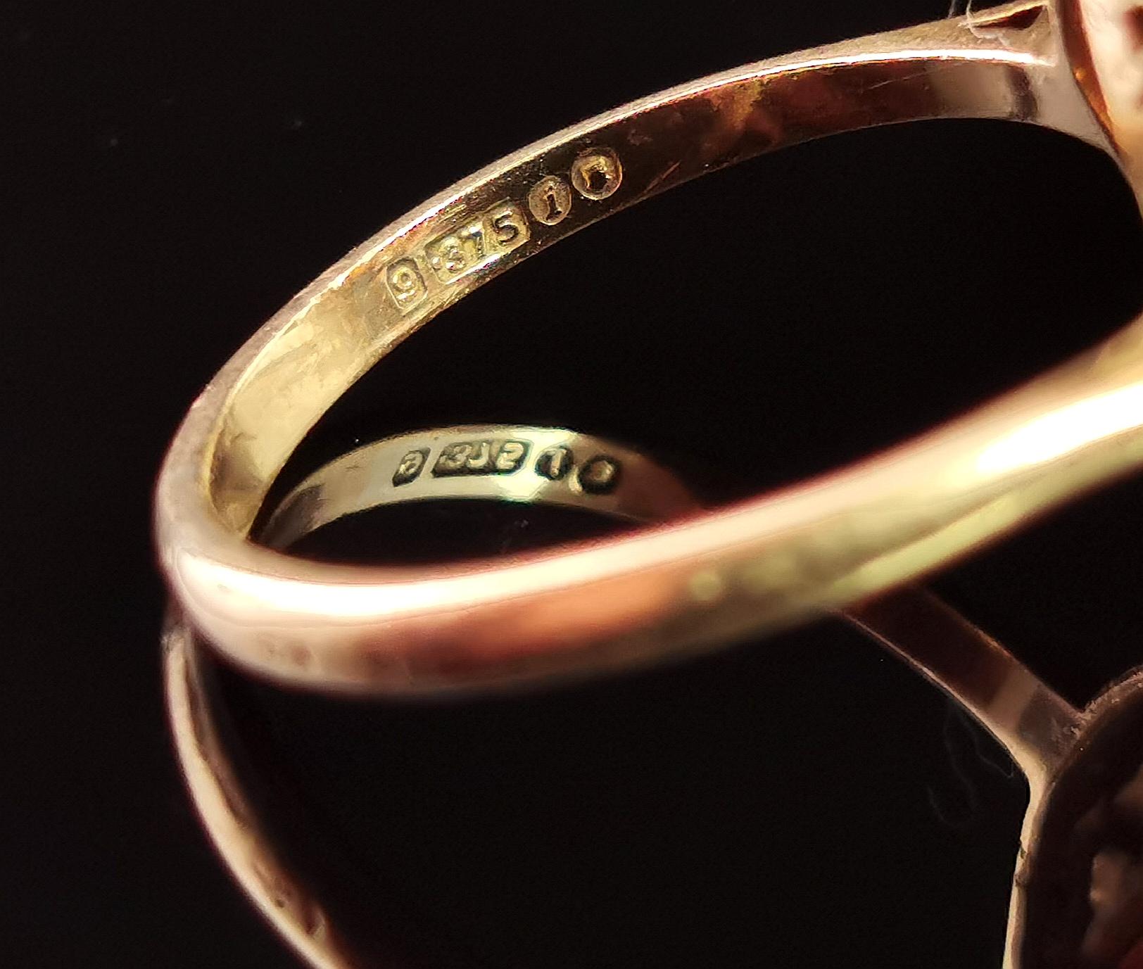Vintage Garnet Cluster Ring, 9 Karat Yellow Gold, Statement Ring 3