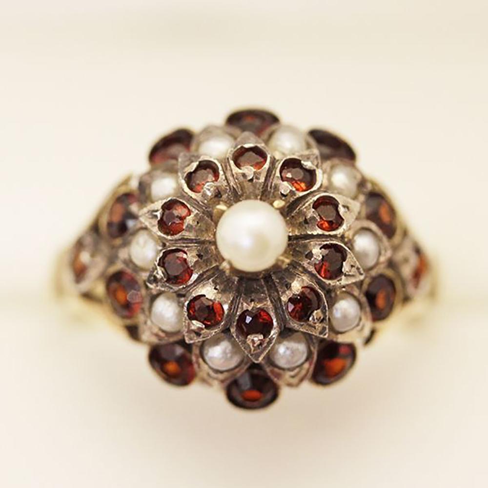 Vintage Garnet & Pearl Cluster Ring For Sale 5