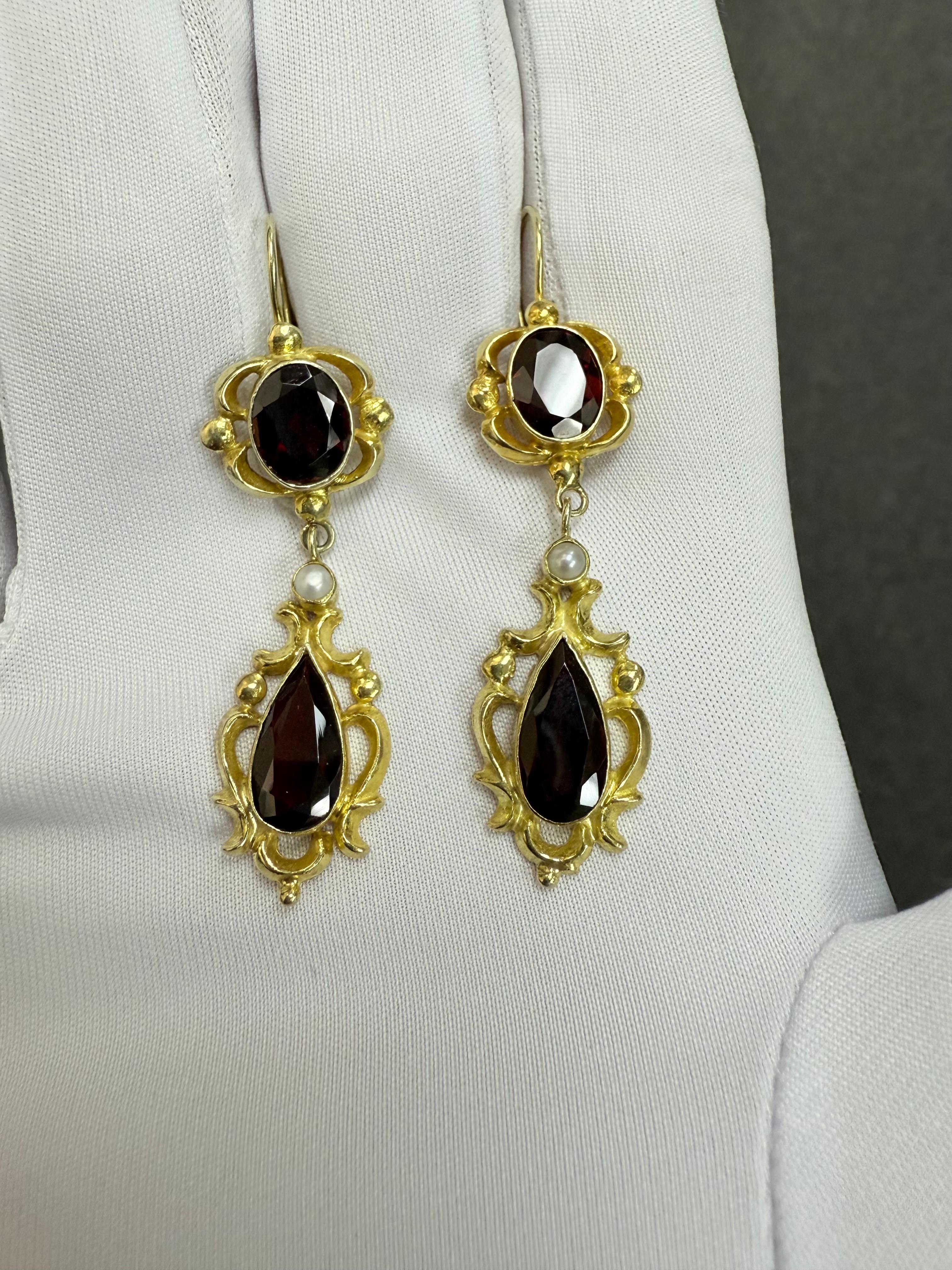 Vintage Garnet Pearl Drop Earrings 14k Yellow Gold For Sale 4