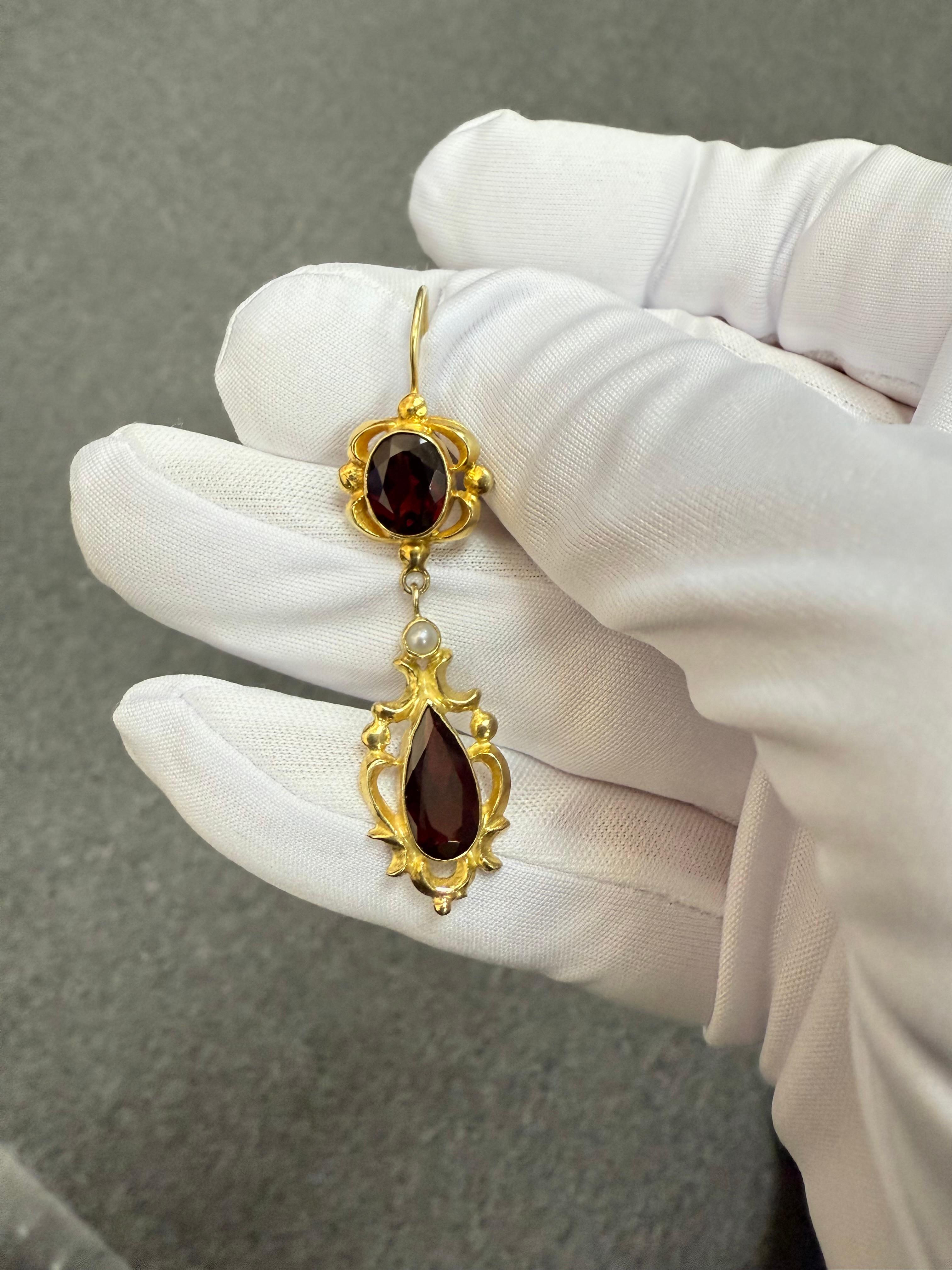 Vintage Garnet Pearl Drop Earrings 14k Yellow Gold For Sale 6