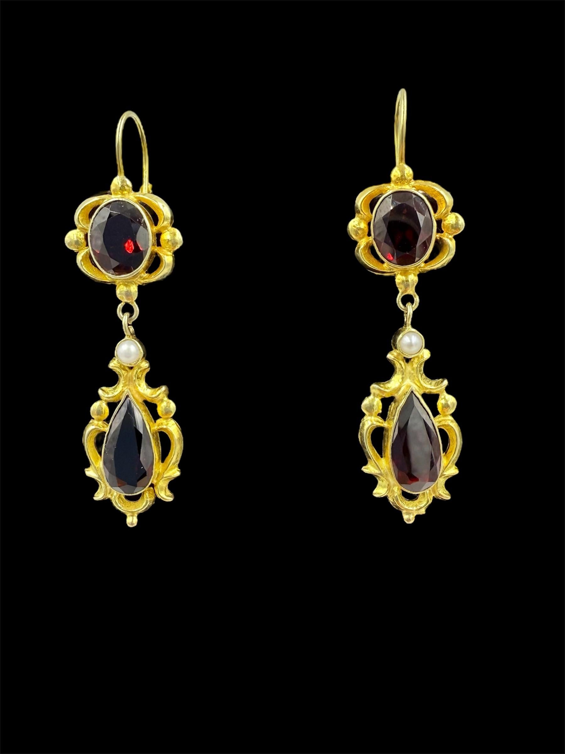 Mixed Cut Vintage Garnet Pearl Drop Earrings 14k Yellow Gold For Sale