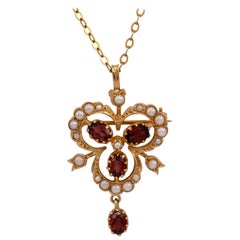 Vintage Garnet 
Pearl Trefoil Pendant or Brooch circa 1970s