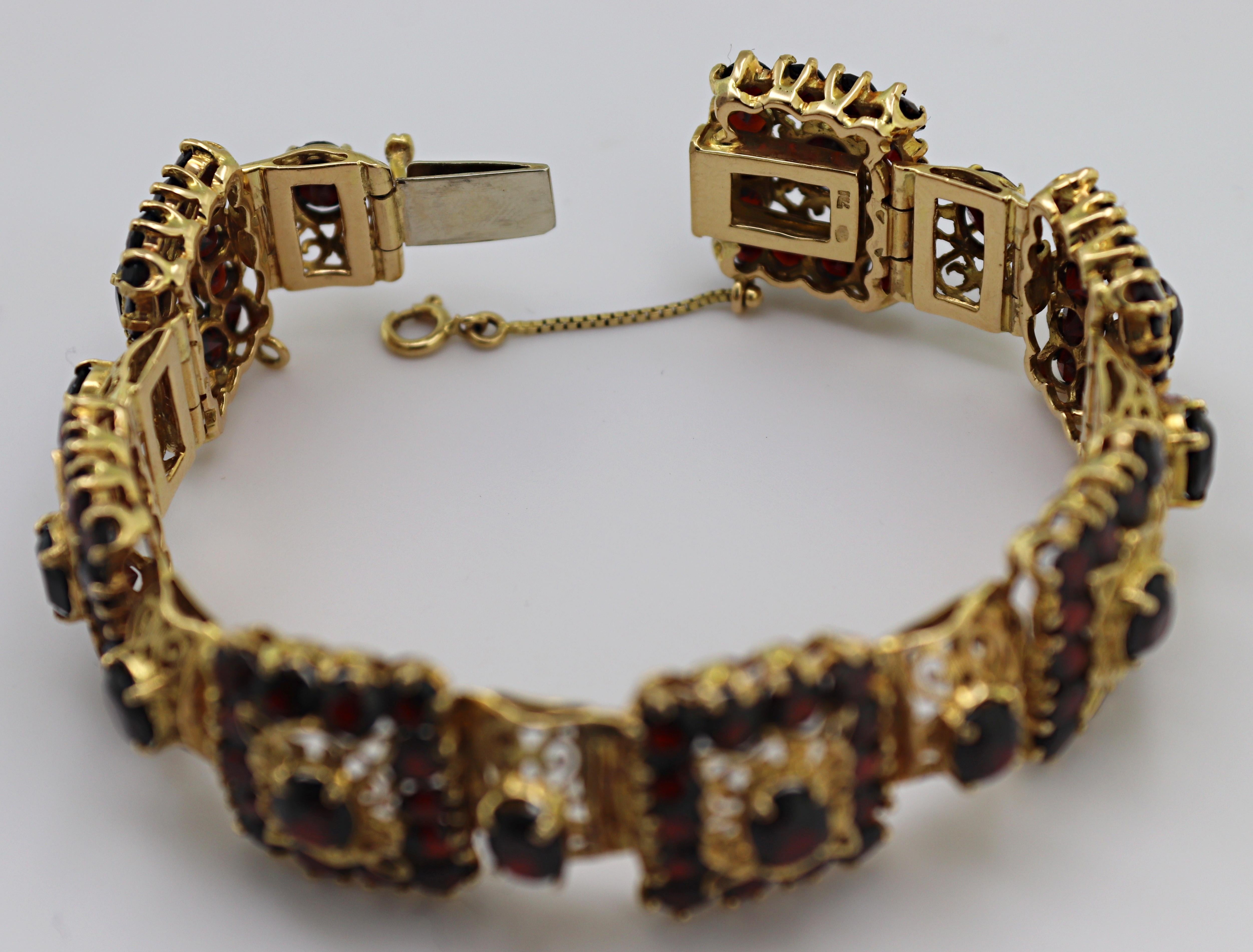Suite aus Granat-, Gelbgold-Armband und Ringschmuck im Angebot 4