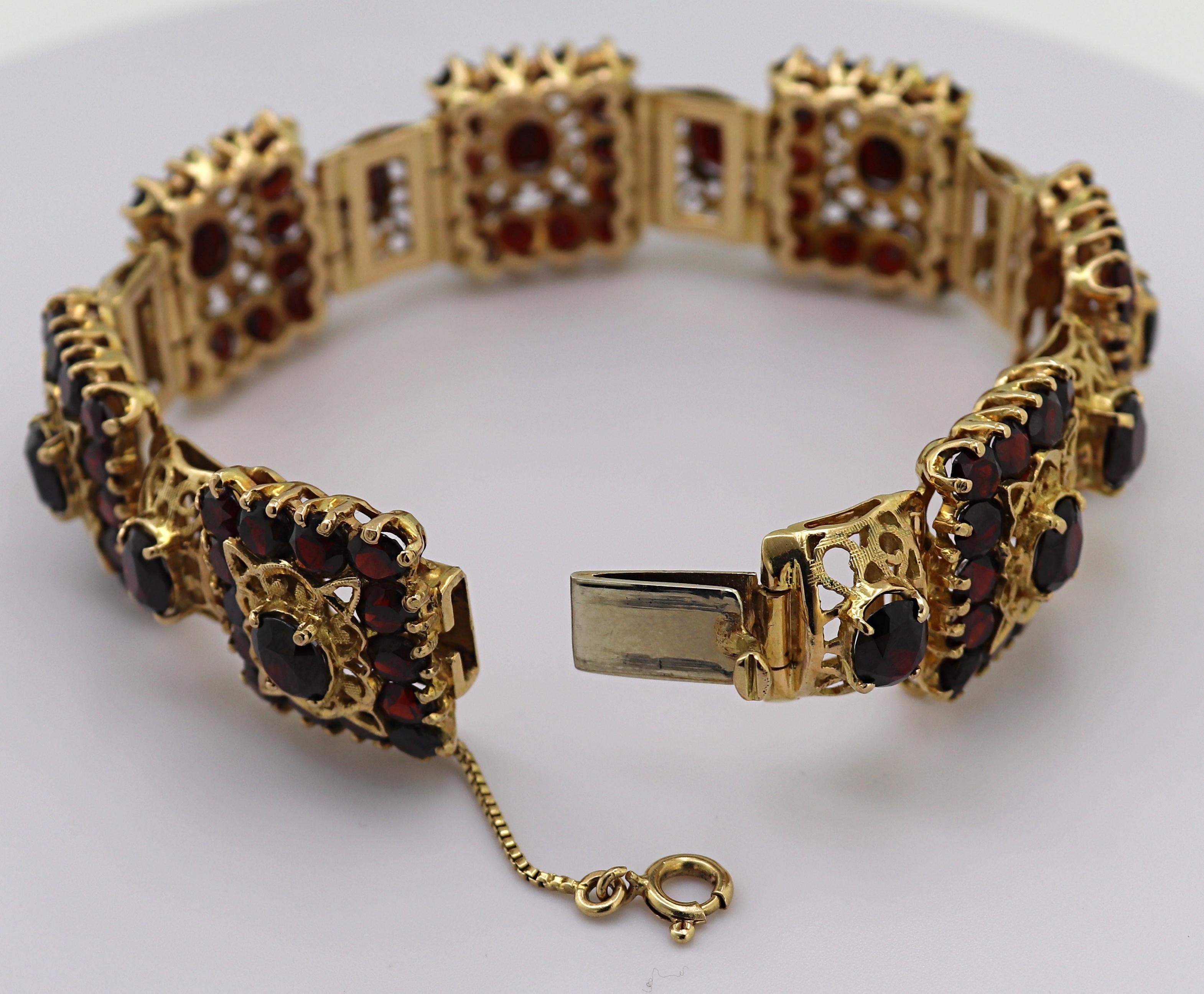 Suite aus Granat-, Gelbgold-Armband und Ringschmuck im Angebot 2
