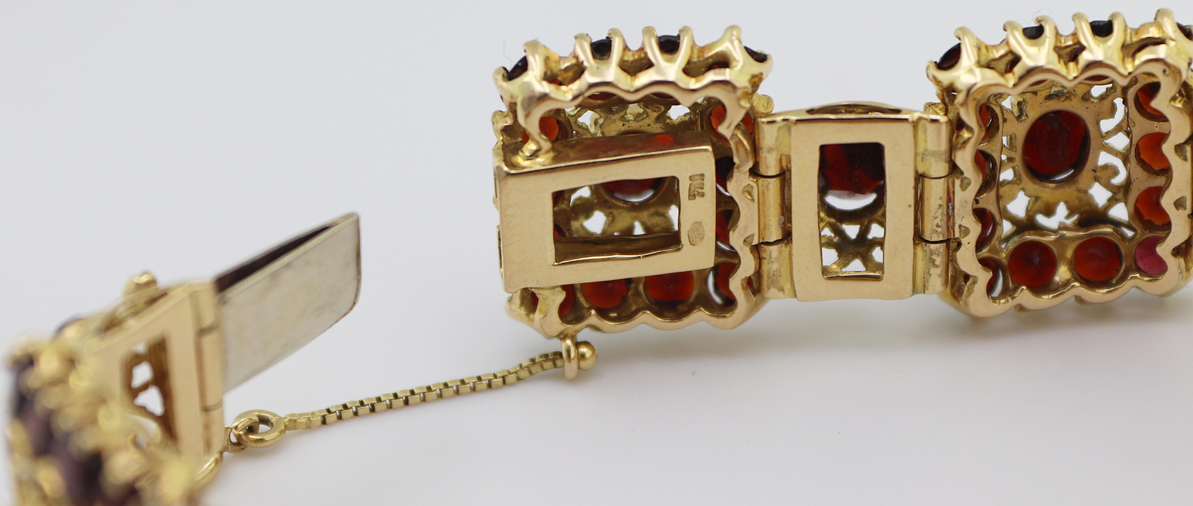 Suite aus Granat-, Gelbgold-Armband und Ringschmuck im Angebot 3