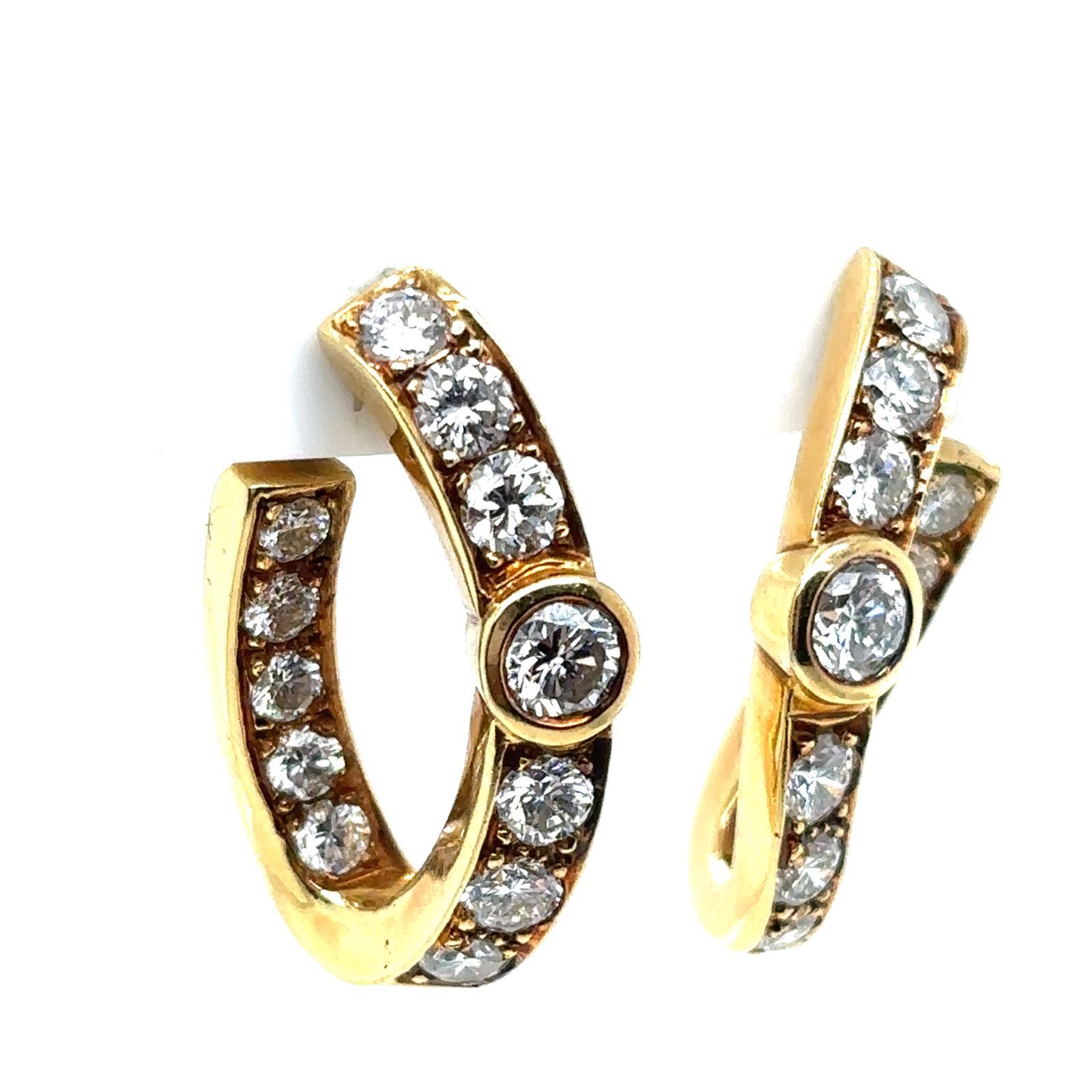 Retro Vintage Garrard & Co 18 Karat Yellow Gold Diamond Hoop Earrings For Sale