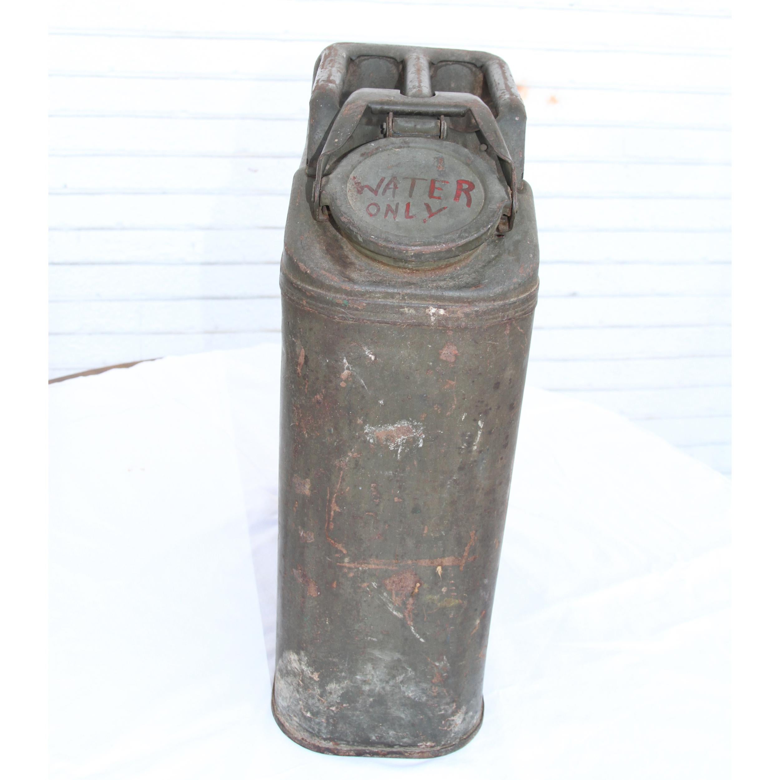 Bidón de agua de la Segunda Guerra Mundial en venta 3