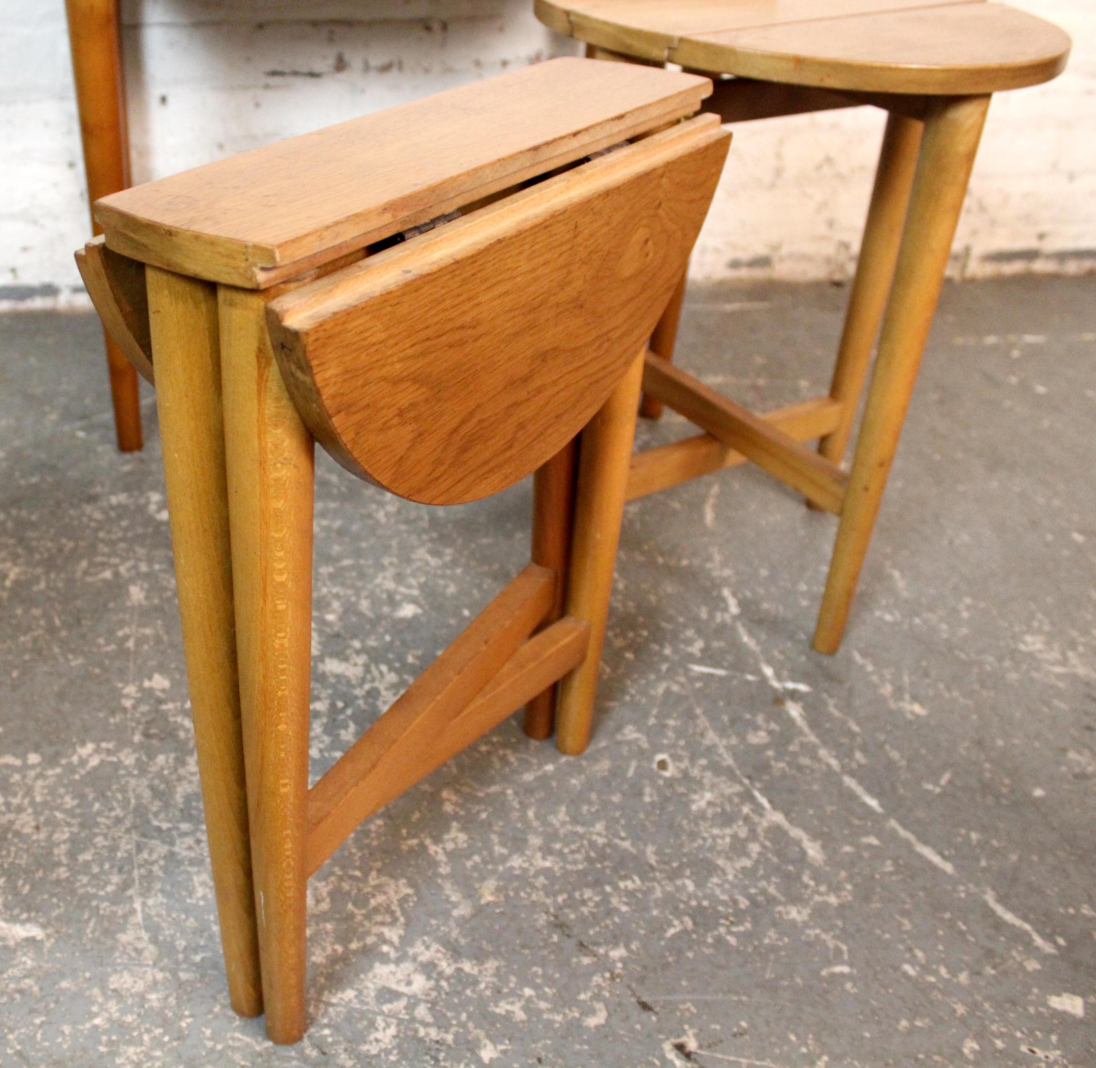Vintage gate-leg Nesting Tables von Poul Hundevad im Angebot 7