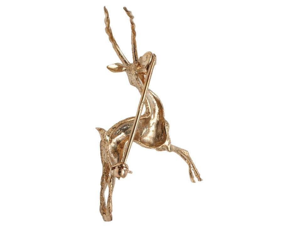 Retro Vintage Gazelle Pin 14k yellow Gold With Ruby Eyes For Sale