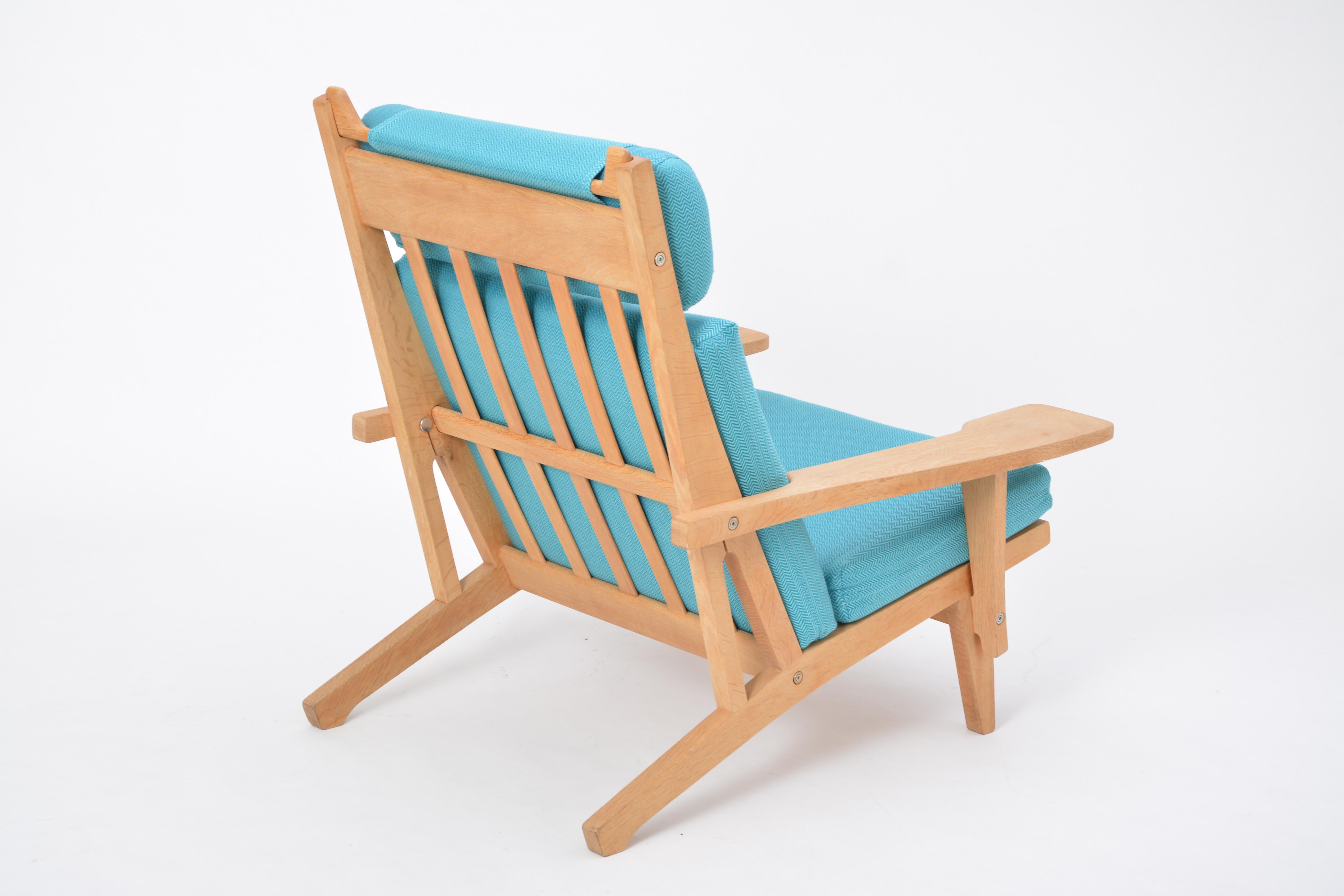 turquoise mid century chair