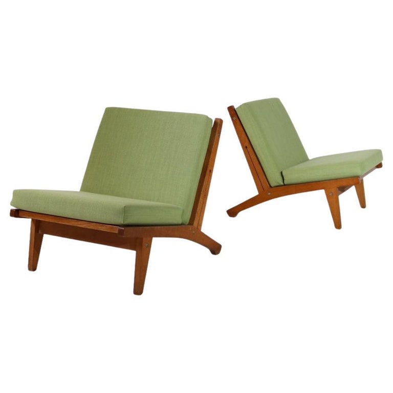 Vintage GE370 Lounge Chair by Hans Wegner for Getama Denmark For Sale