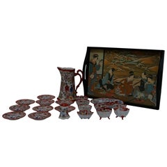 Vintage Geisha gemalt 21-teiliges japanisches Teeset mit Fuß und Lack Serviertablett