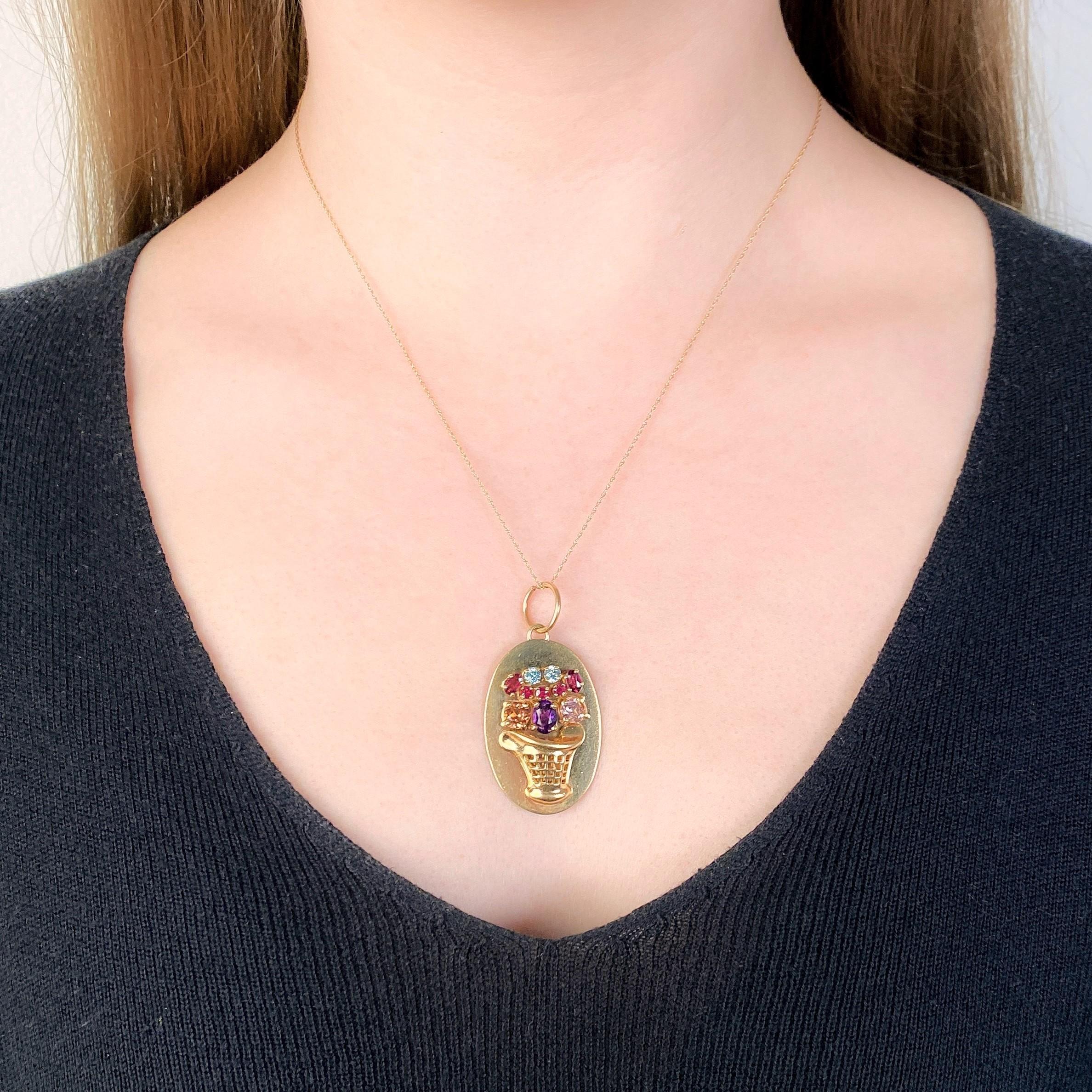 Donna Ciondolo a forma di fiore con gemma d'epoca in oro 14k in vendita