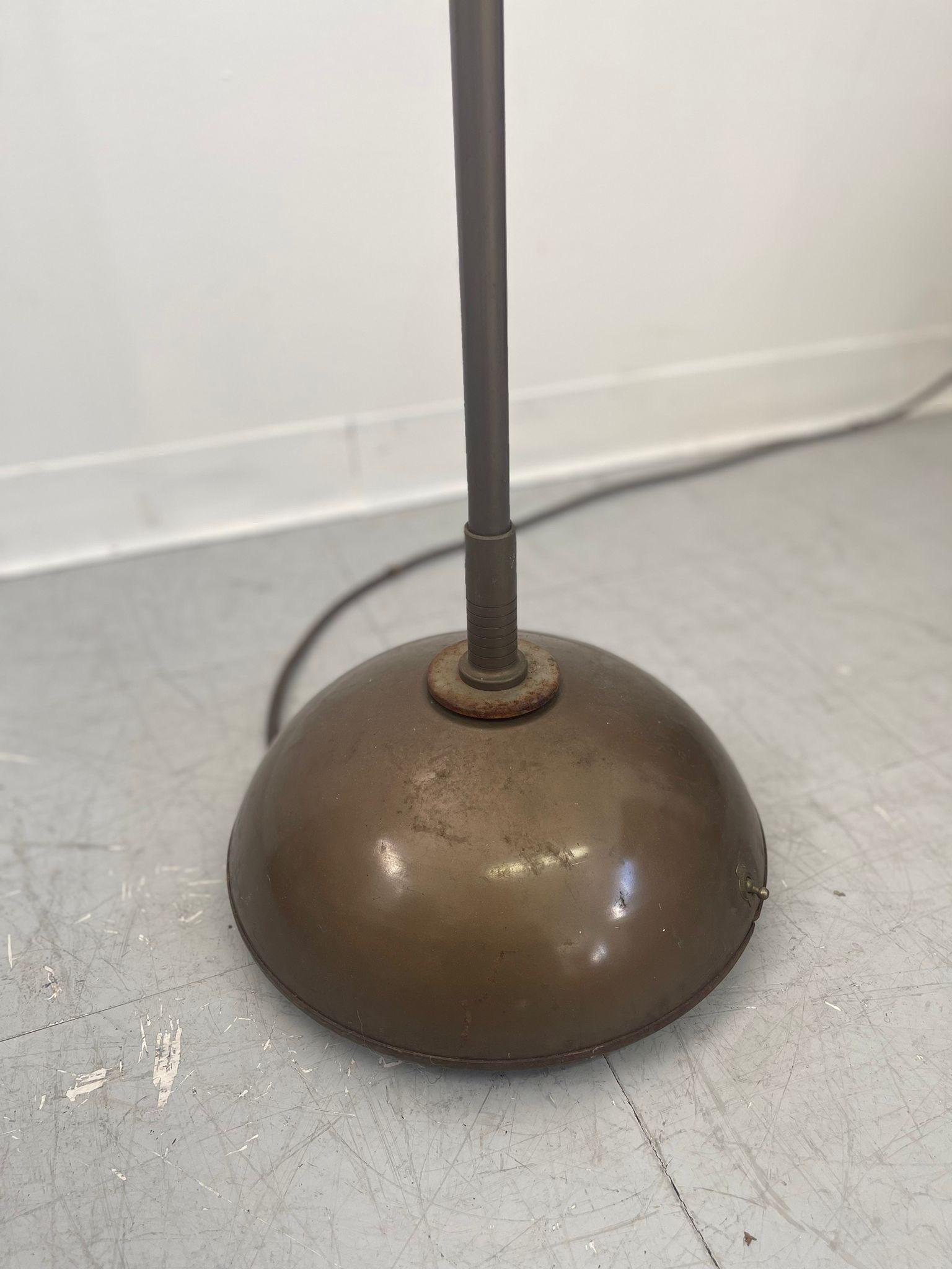 Unknown Vintage General Electric Sunlamp Lm-4 Floor Lamp For Sale