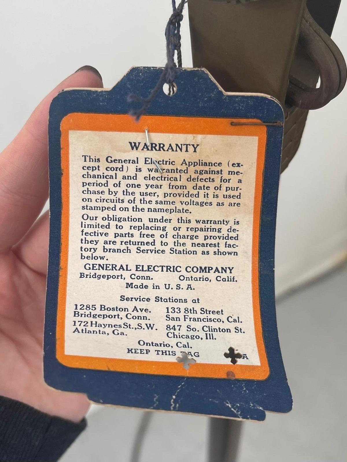 Vintage General Electric Sunlamp Lm-4 Floor Lamp For Sale 1