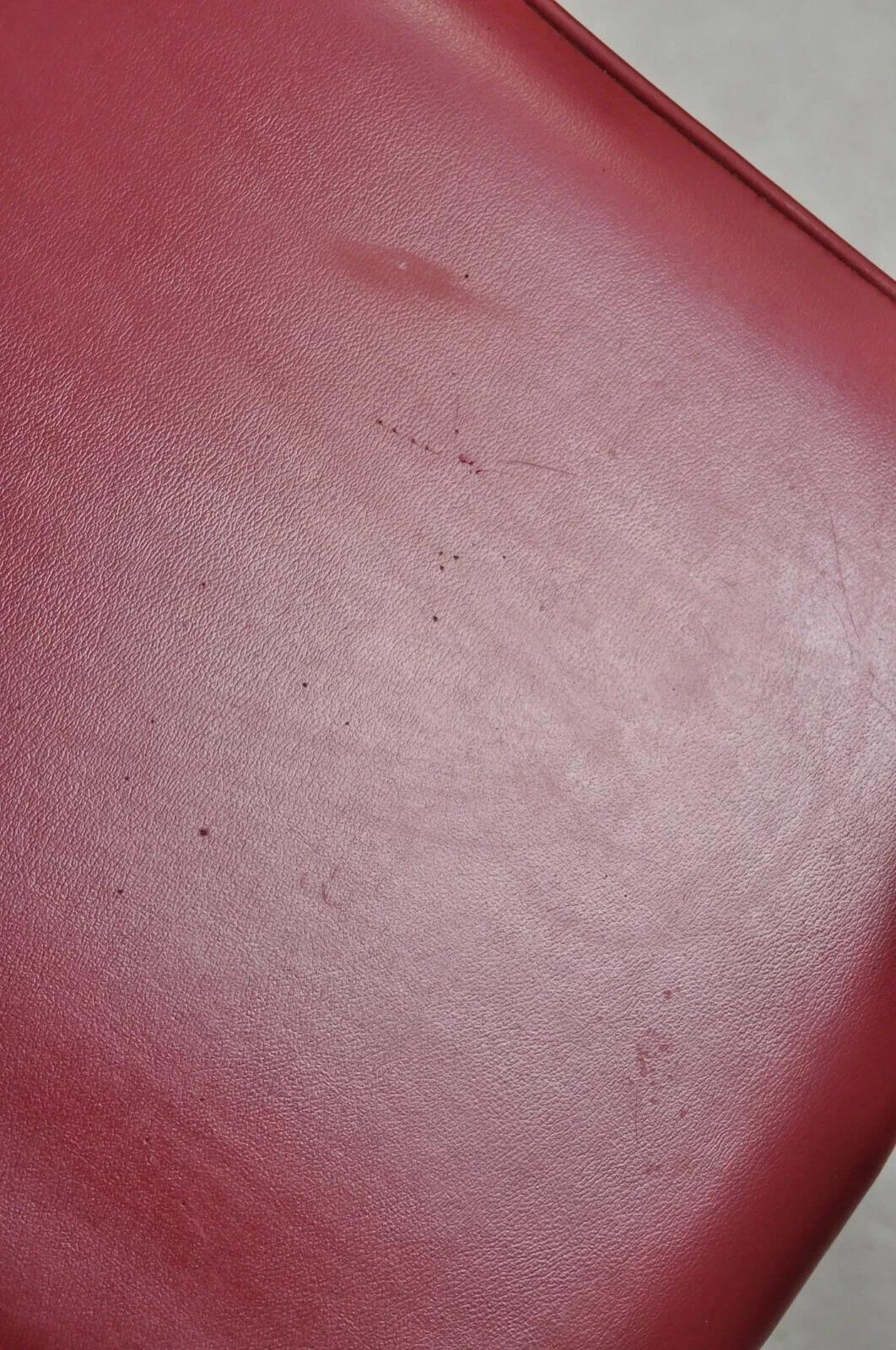 Vintage General Fireproofing GoodForm Aluminio Rojo Vinilo Sillas Laterales - un Par en venta 1