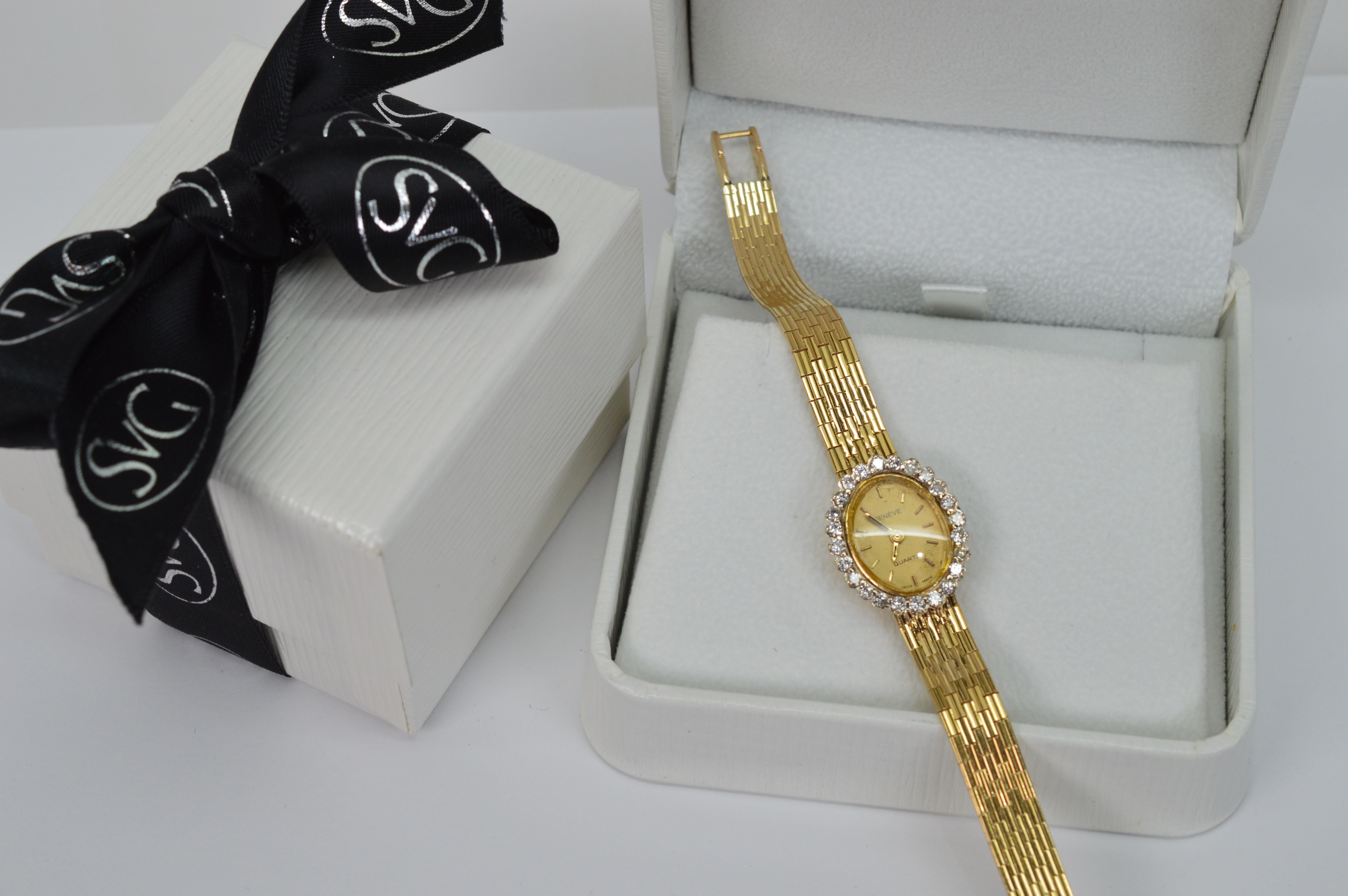 Vintage Geneve 14 Karat Yellow Gold Diamond Quartz Movement Ladies Dress Watch For Sale 4