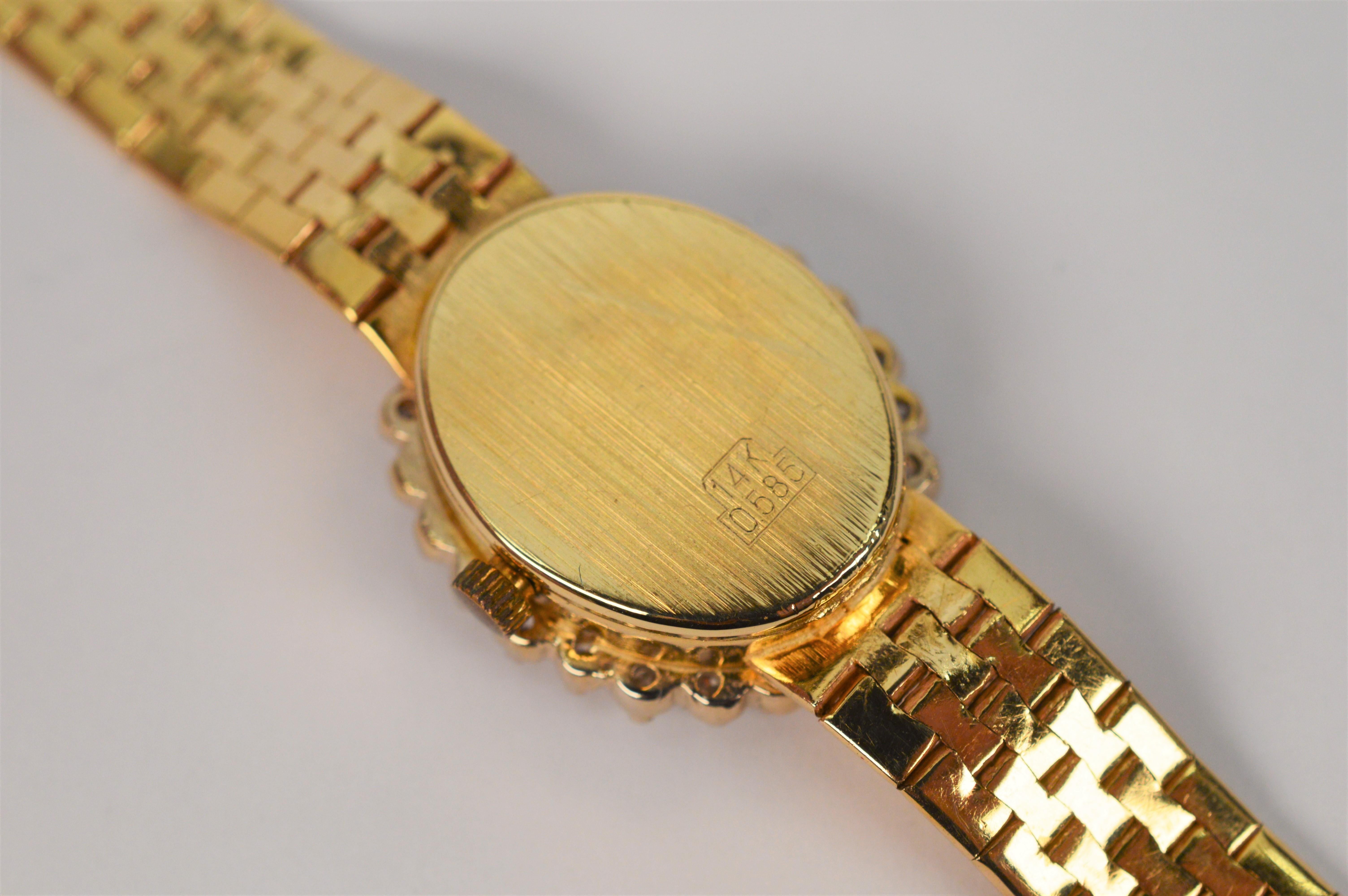 Vintage Geneve 14 Karat Gelbgold Diamant-Quarz-Uhr mit Quarz-Uhr, Vintage (Rundschliff) im Angebot