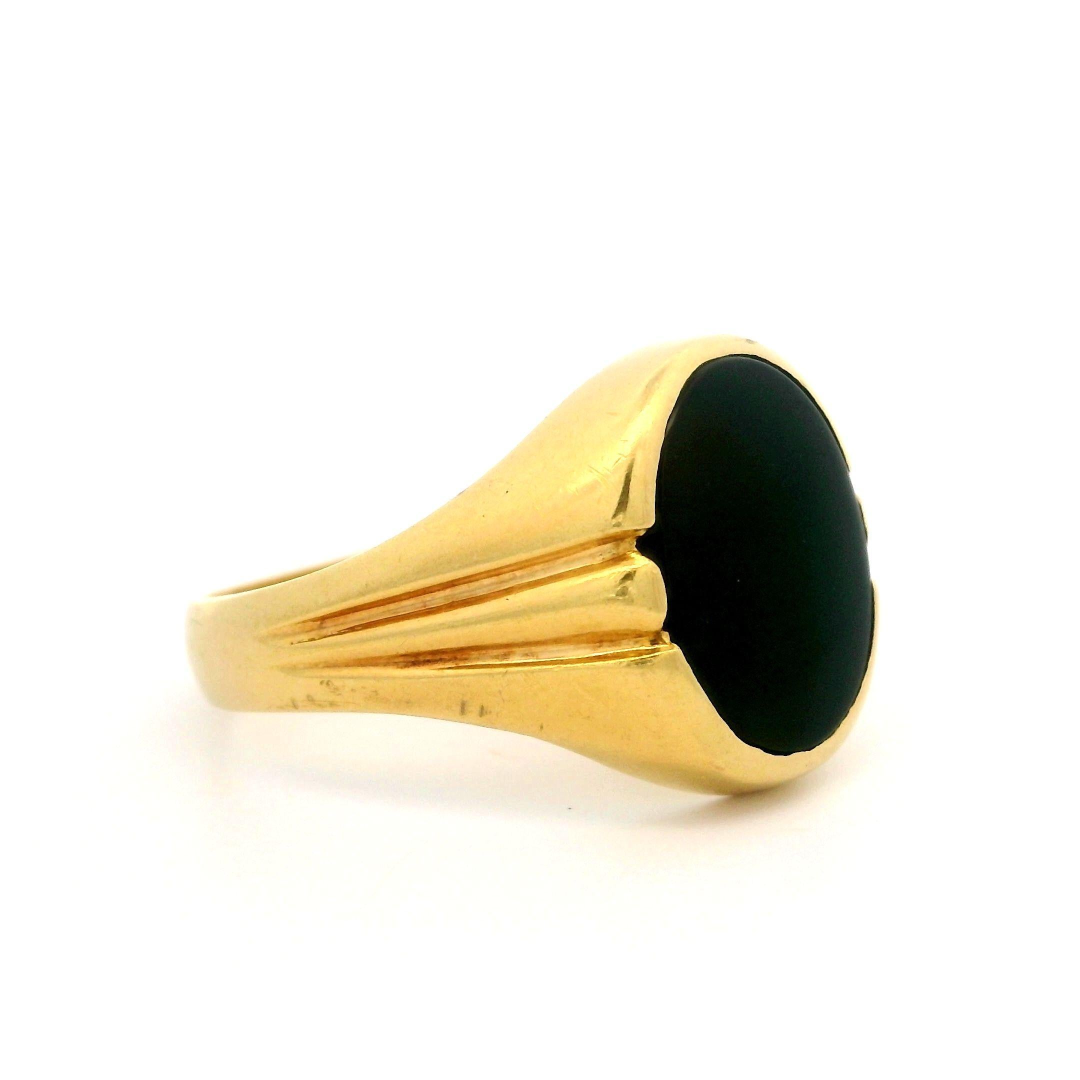 Anillo solitario de ónix negro pulido y ovalado de oro amarillo de 18 quilates para caballeros vintage 2