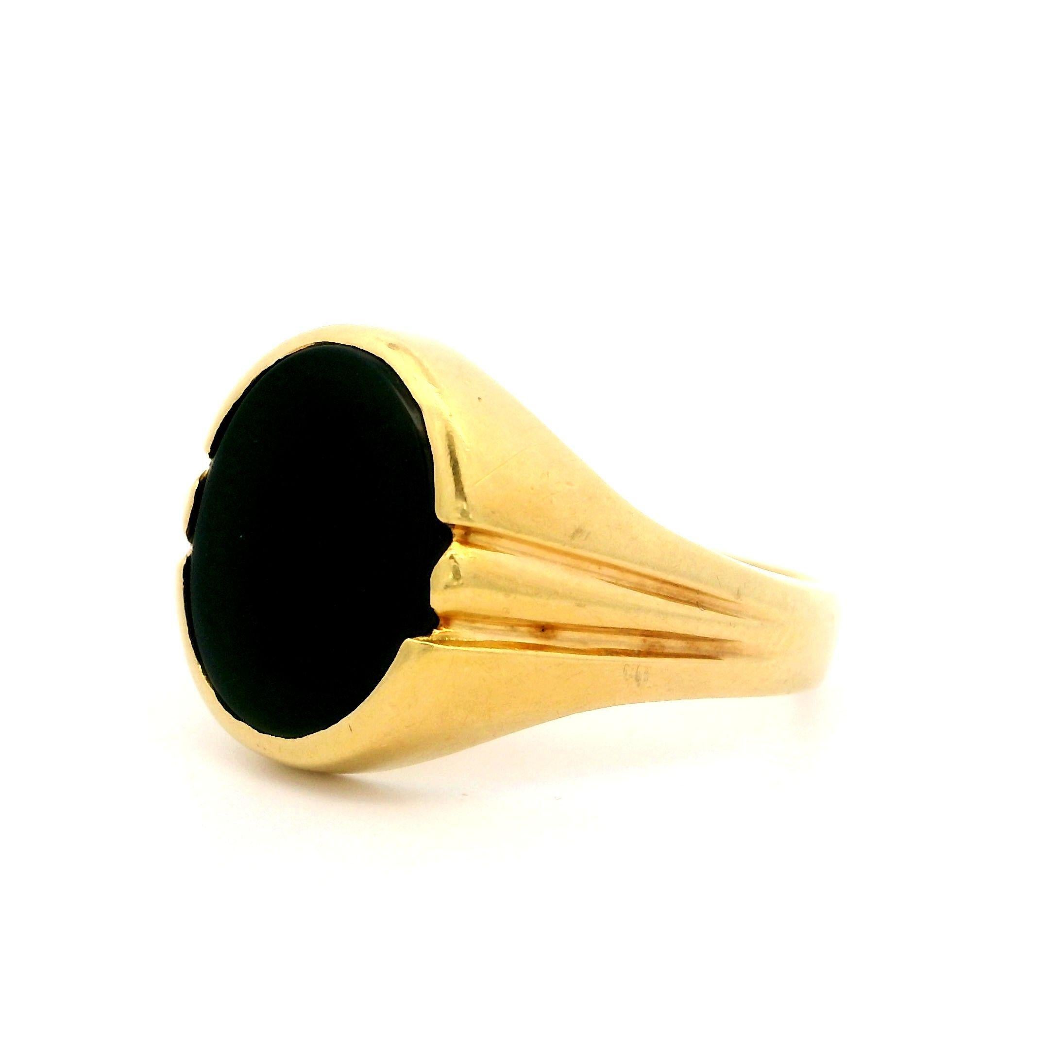 Anillo solitario de ónix negro pulido y ovalado de oro amarillo de 18 quilates para caballeros vintage 3