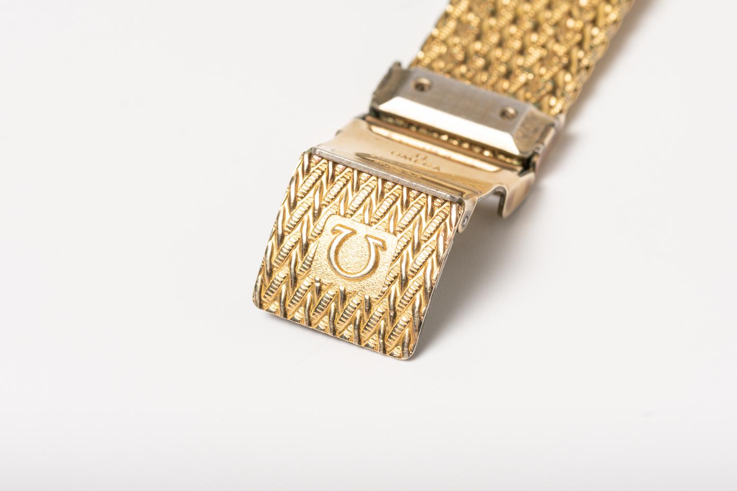 Montre-bracelet Vintage Omega De Ville Gold Tone pour hommes 7