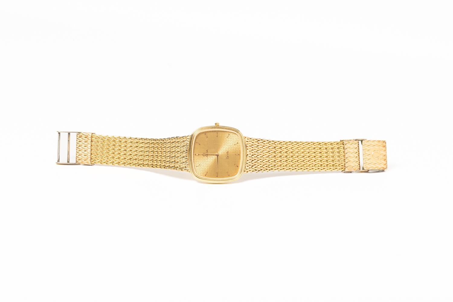 Montre-bracelet Vintage Omega De Ville Gold Tone pour hommes 1