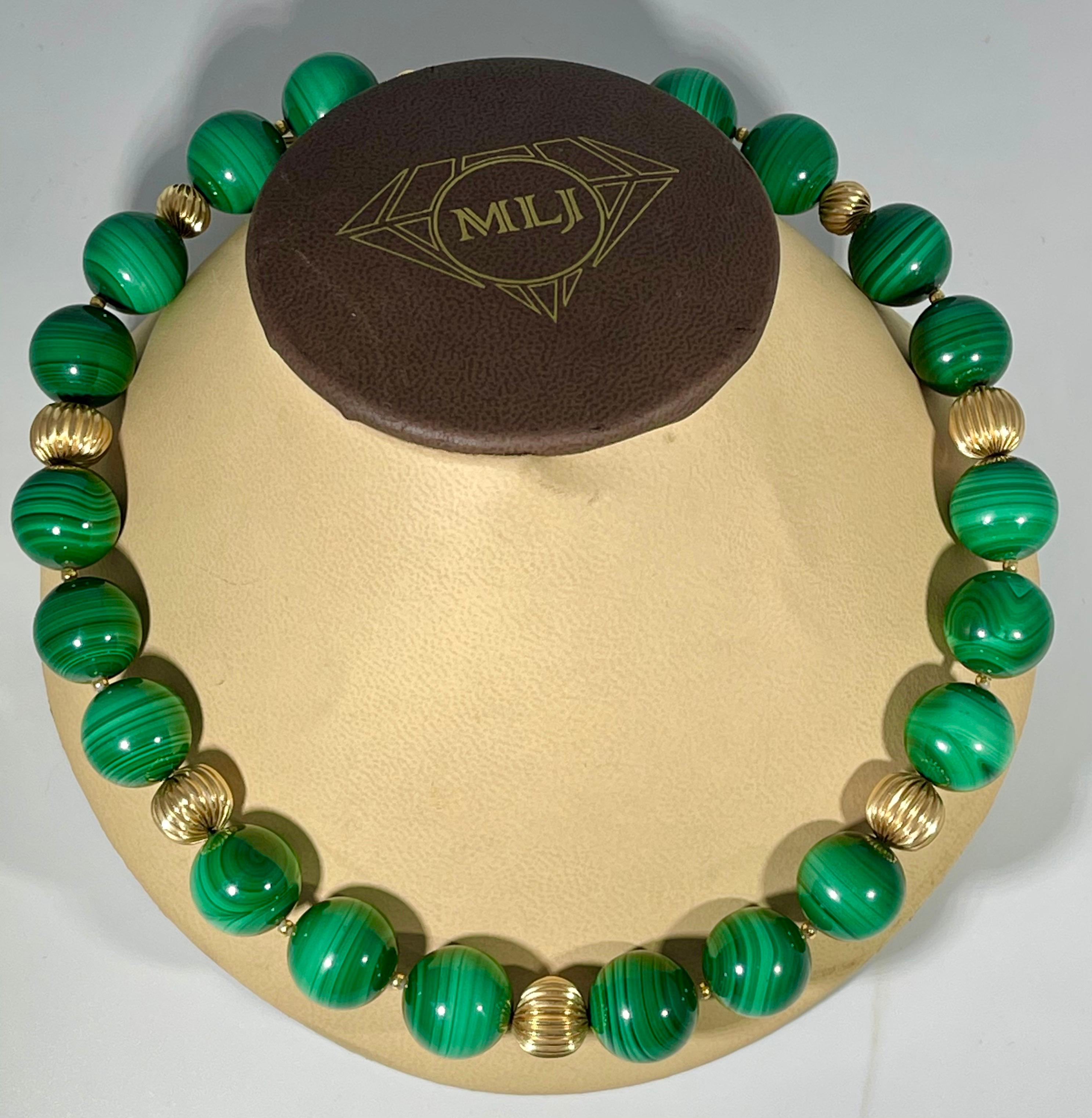 Vintage Echte Malachit Einzelstrang Halskette + 14 Karat Gelbgold Perle 10