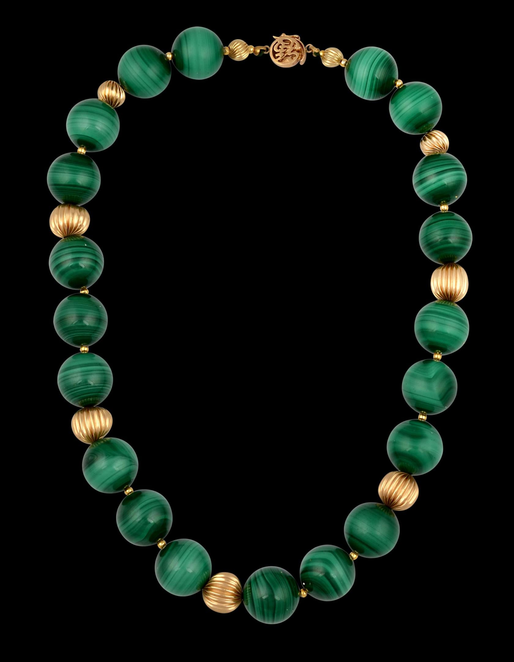 Vintage Echte Malachit Einzelstrang Halskette + 14 Karat Gelbgold Perle im Zustand „Hervorragend“ in New York, NY