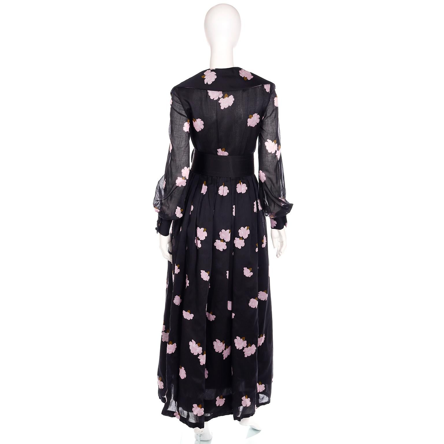 Vintage Geoffrey Beene 1970s Black Maxi Dress With Pink Flowers & Wide Belt For Sale 1