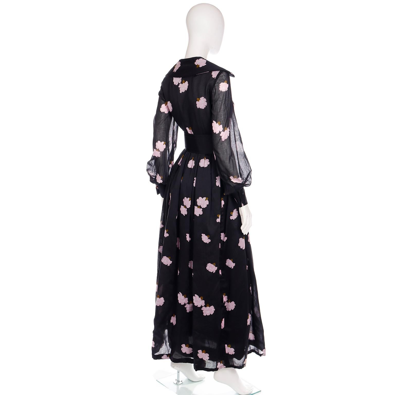 Vintage Geoffrey Beene 1970s Black Maxi Dress With Pink Flowers & Wide Belt For Sale 2
