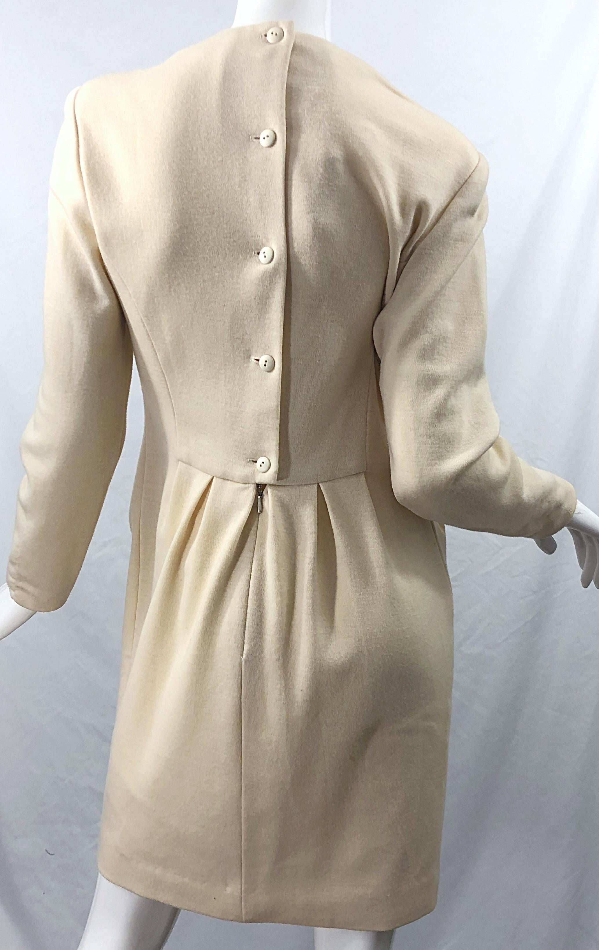 Vintage Geoffrey Beene for Bergdorf Goodman Size 10 Ivory Off White Wool Dress For Sale 7