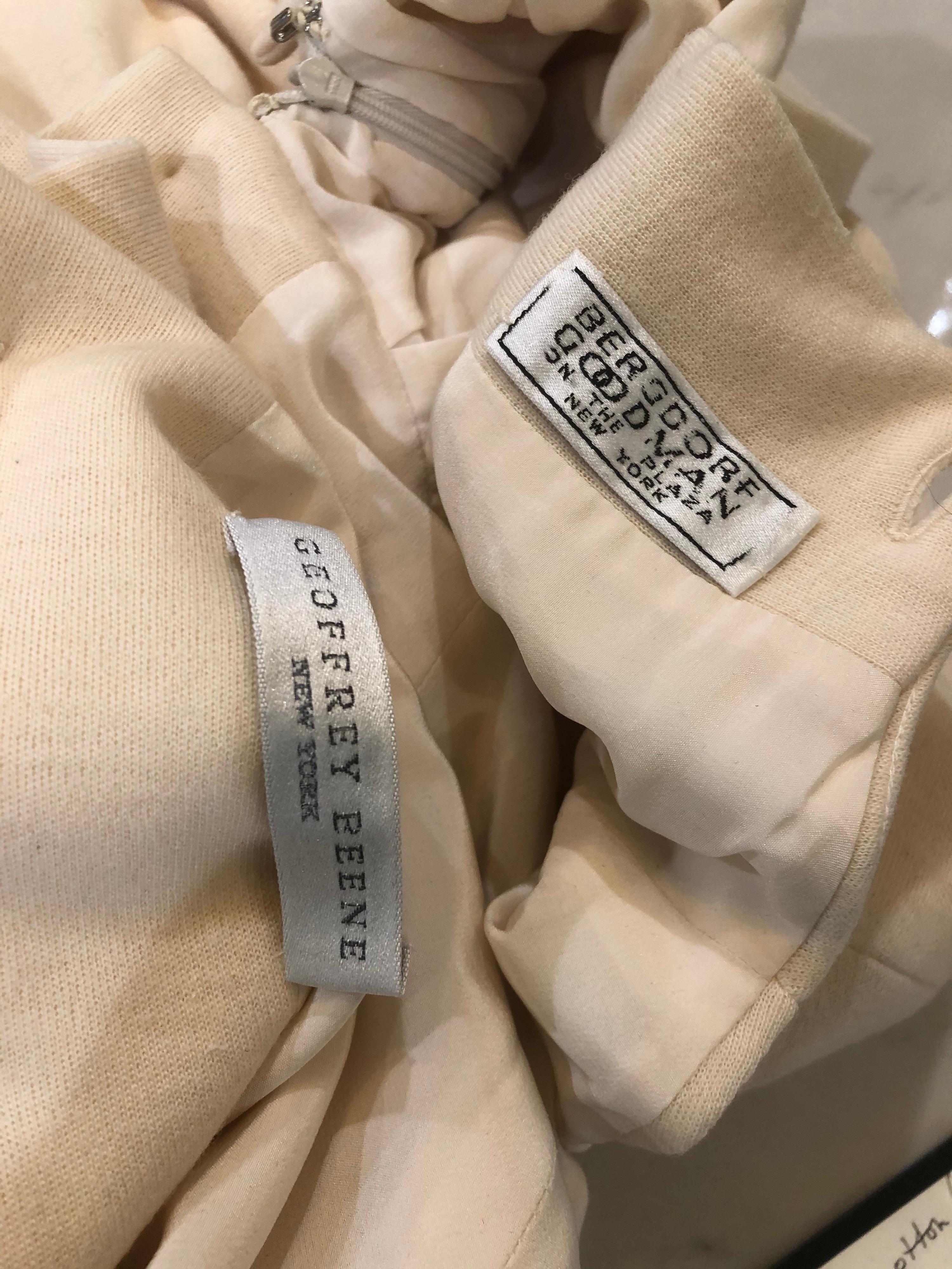 Vintage Geoffrey Beene für Bergdorf Goodman Größe 10 Elfenbein aus weißer Wolle Kleid (Weiß) im Angebot