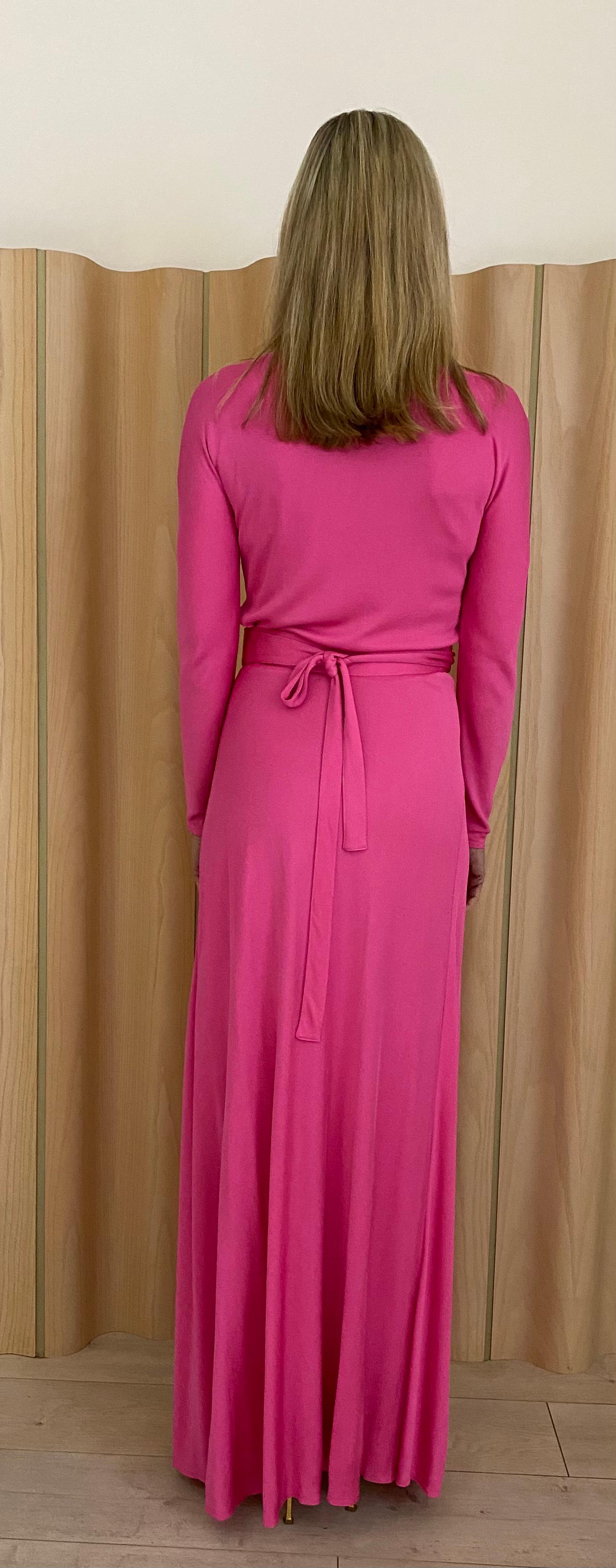 Vintage Geoffrey Beene Hot Pink Matte Jersey Blouse Skirt Set For Sale 5