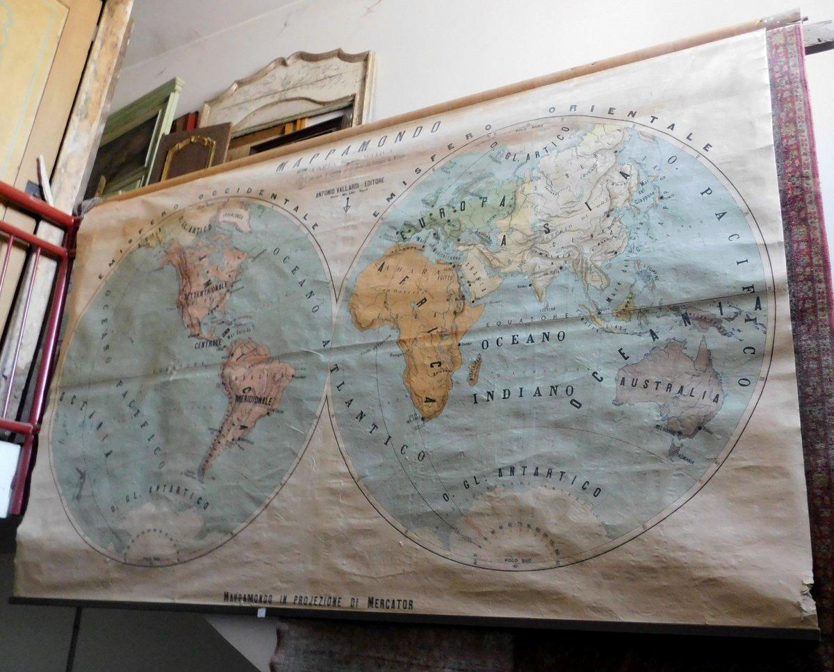 Vintage geografische Karte oder Planisphäre, von Vallardi Verlag für die Gemeinde Mailand veröffentlicht, zu Beginn des 20. Jahrhunderts gedruckt, in sehr gutem Zustand, war es in der Gemeinde Mailand gehängt, schön von wichtigen Dimensionen und