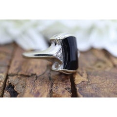 Vintage Geometric Black Onyx 14k Gold ring with diamonds. Sz 3.5