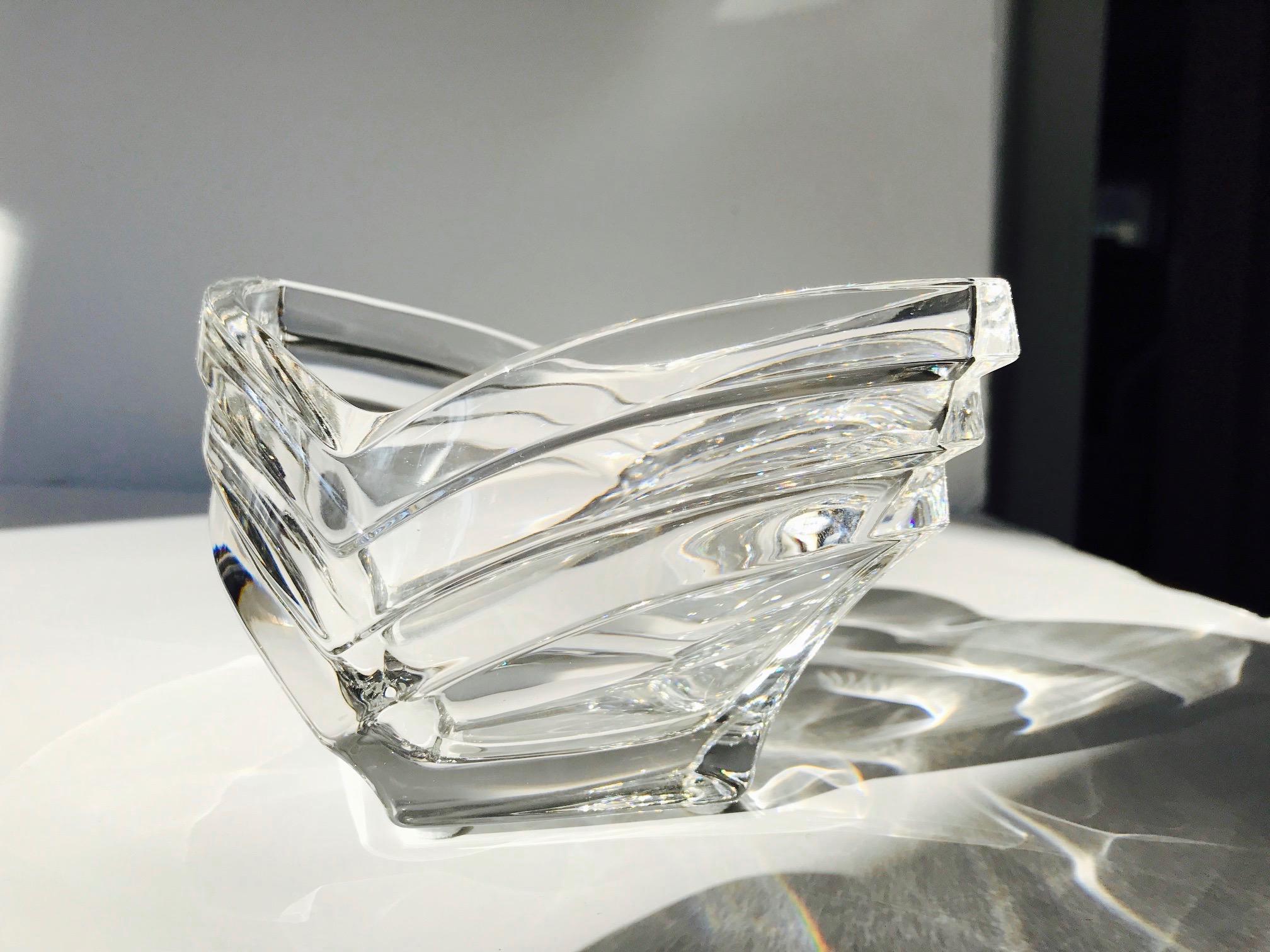 Beveled Crystal Vide-Poche Dish with Geometric Fluted Glass, France, 1970s For Sale