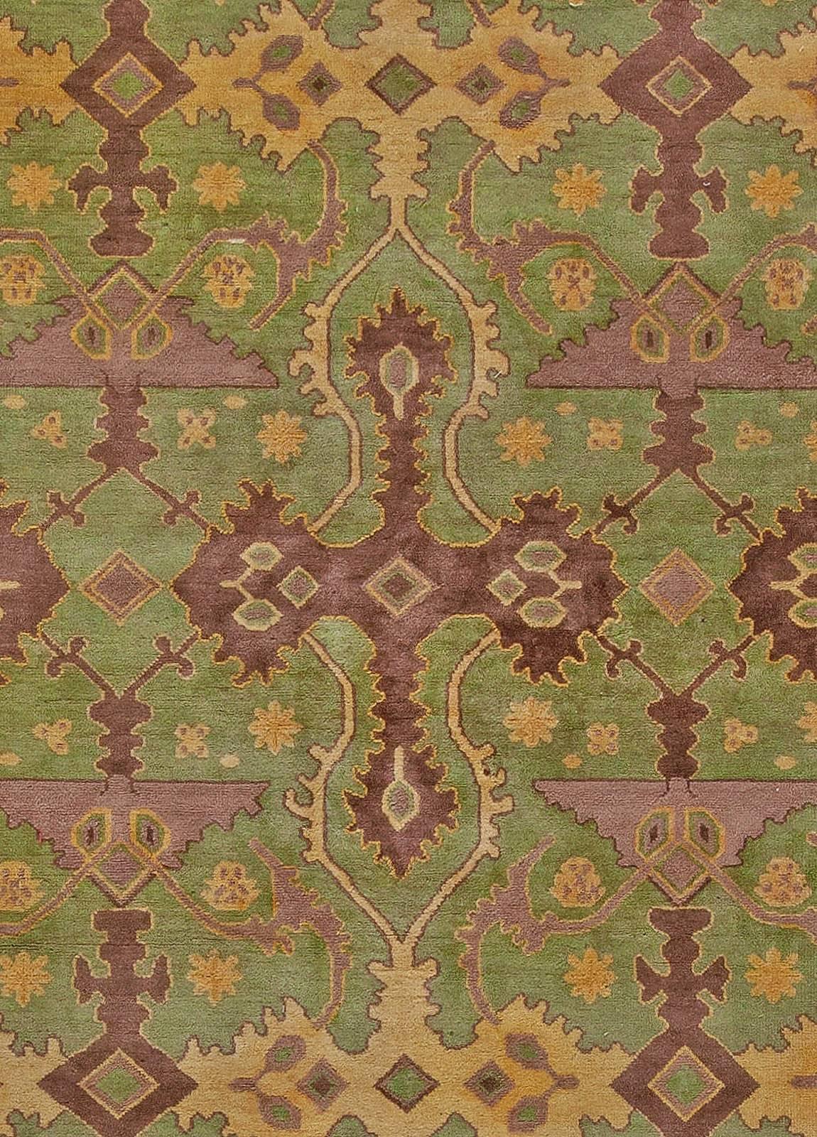Vintage geometric green, purple Chinese handmade wool rug
Size: 13'5