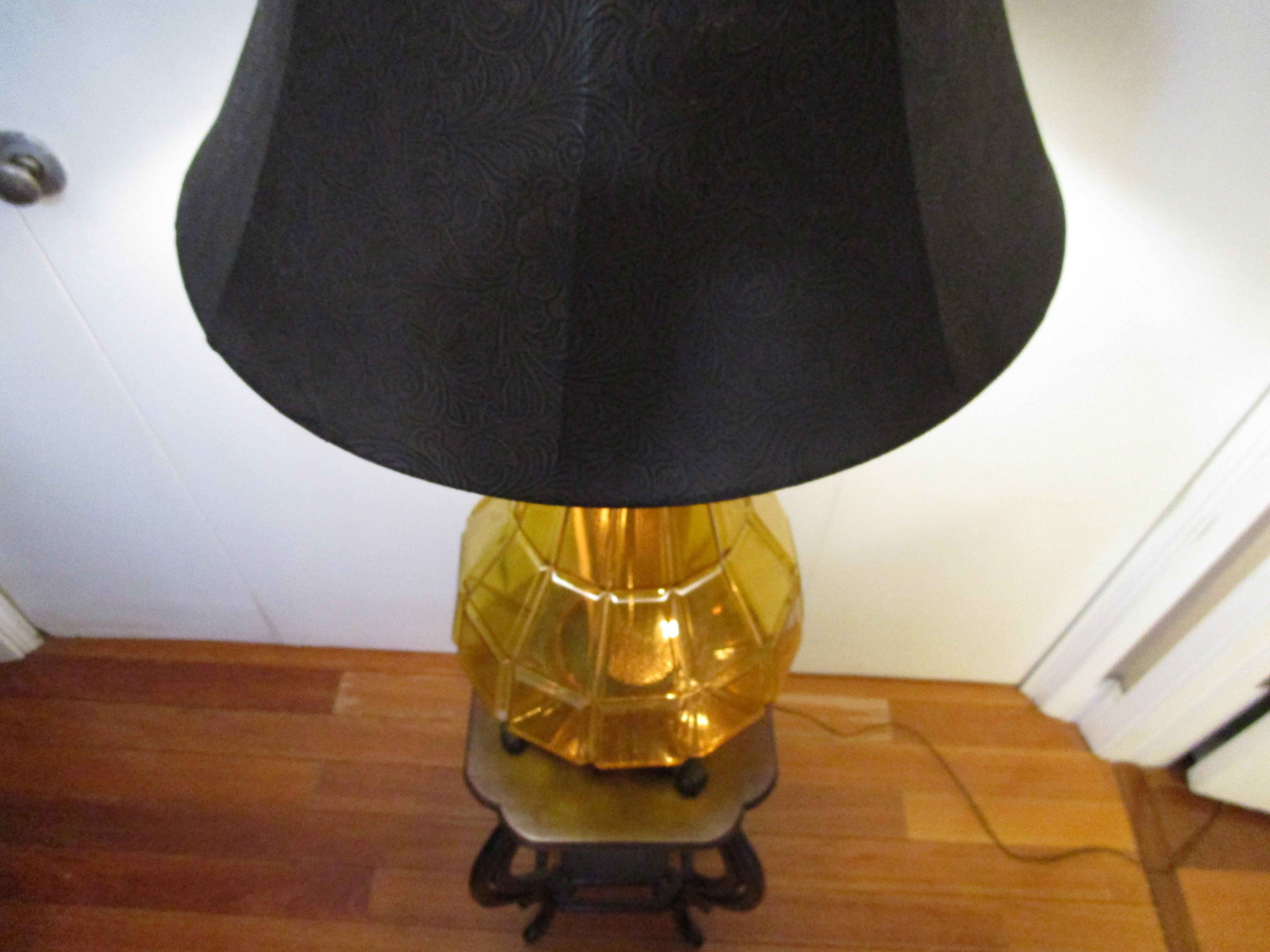 Other Vintage Geometric Pressed Amber Glass Lamp with Incandescent Cylinder  For Sale