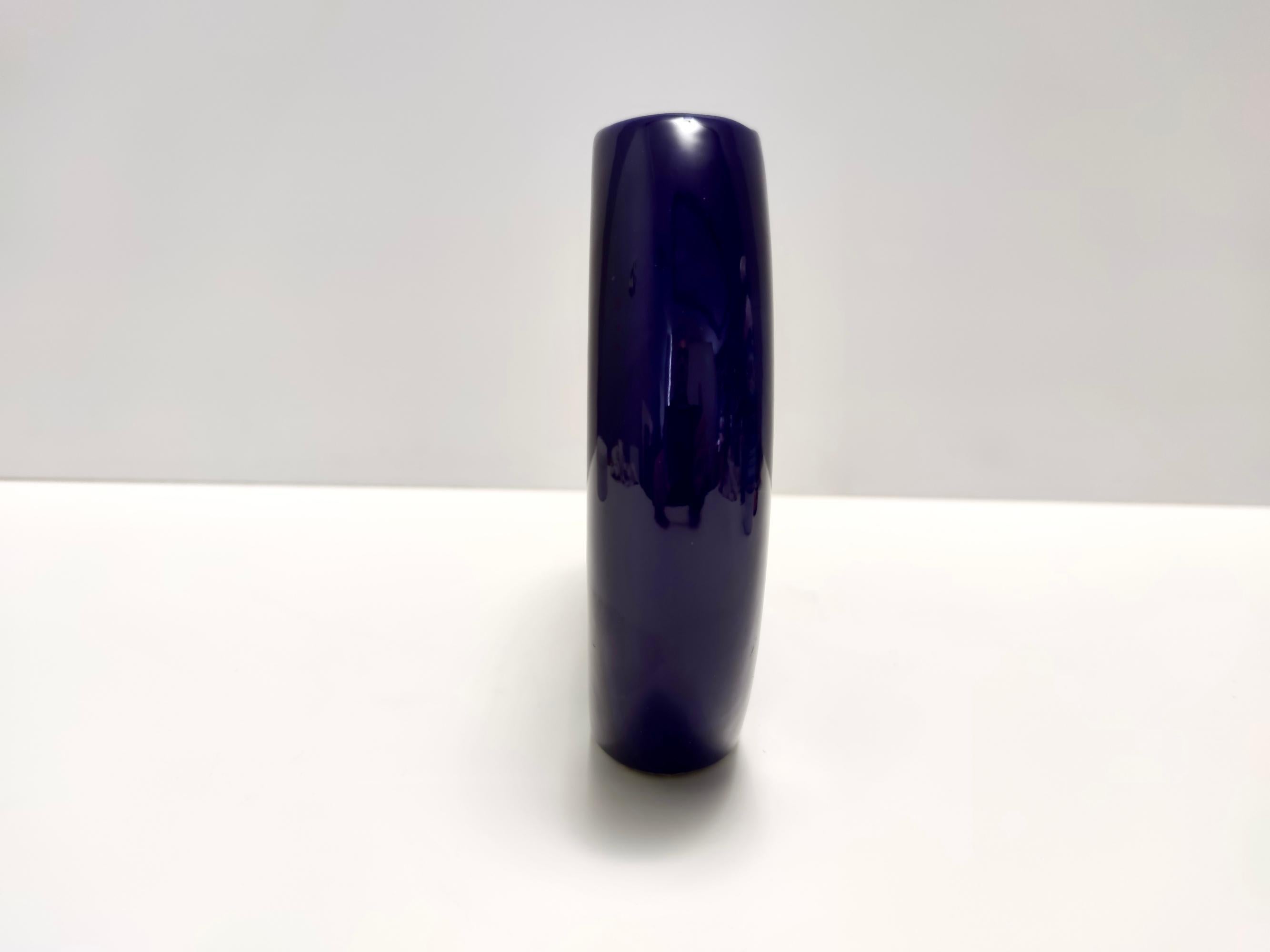 Laccato Vaso vintage geometrico smaltato blu di Pietro Arosio per Parravicini, Italia in vendita