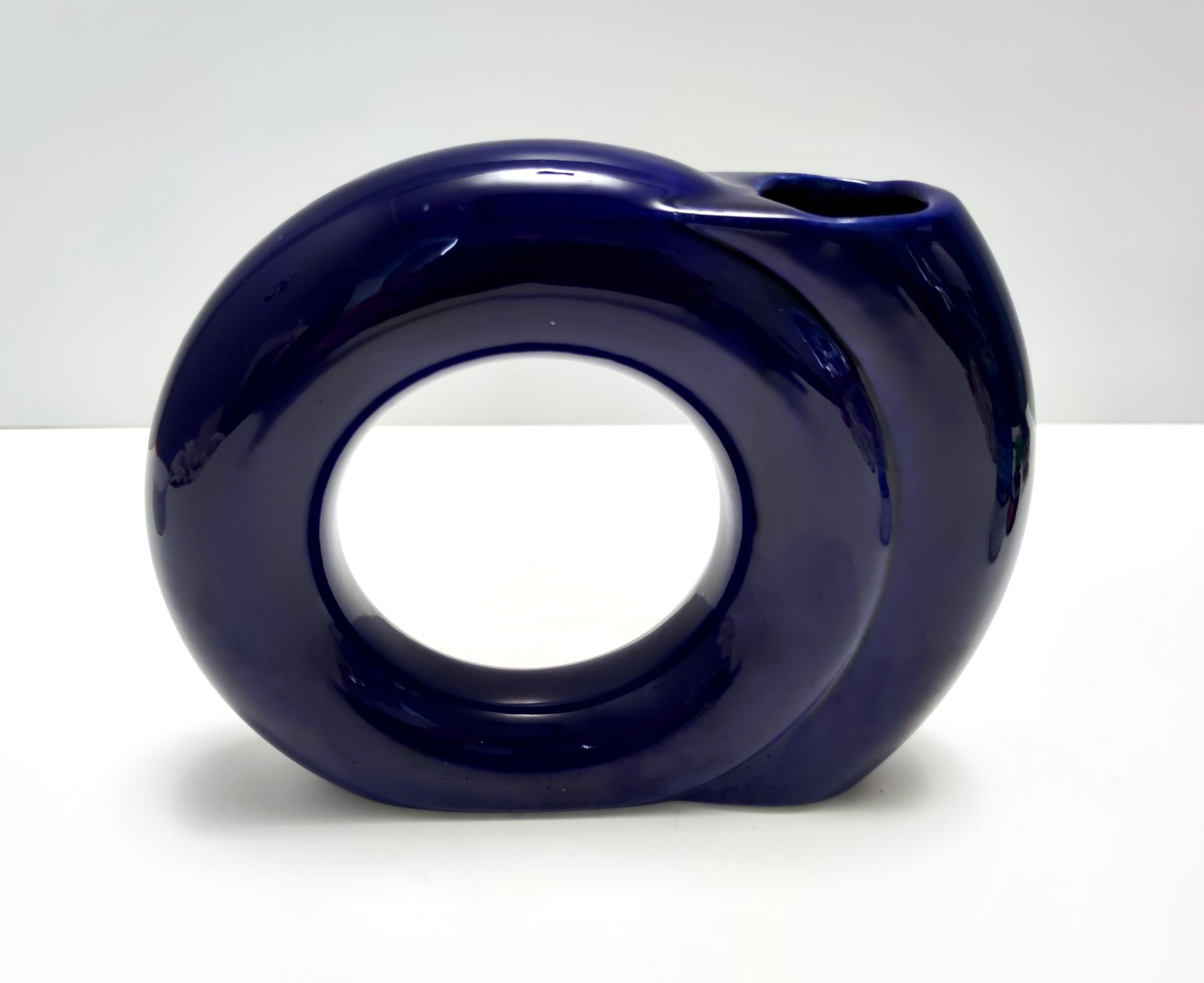 Céramique Vase géométrique bleu émaillé vintage de Pietro Arosio pour Parravicini, Italie en vente
