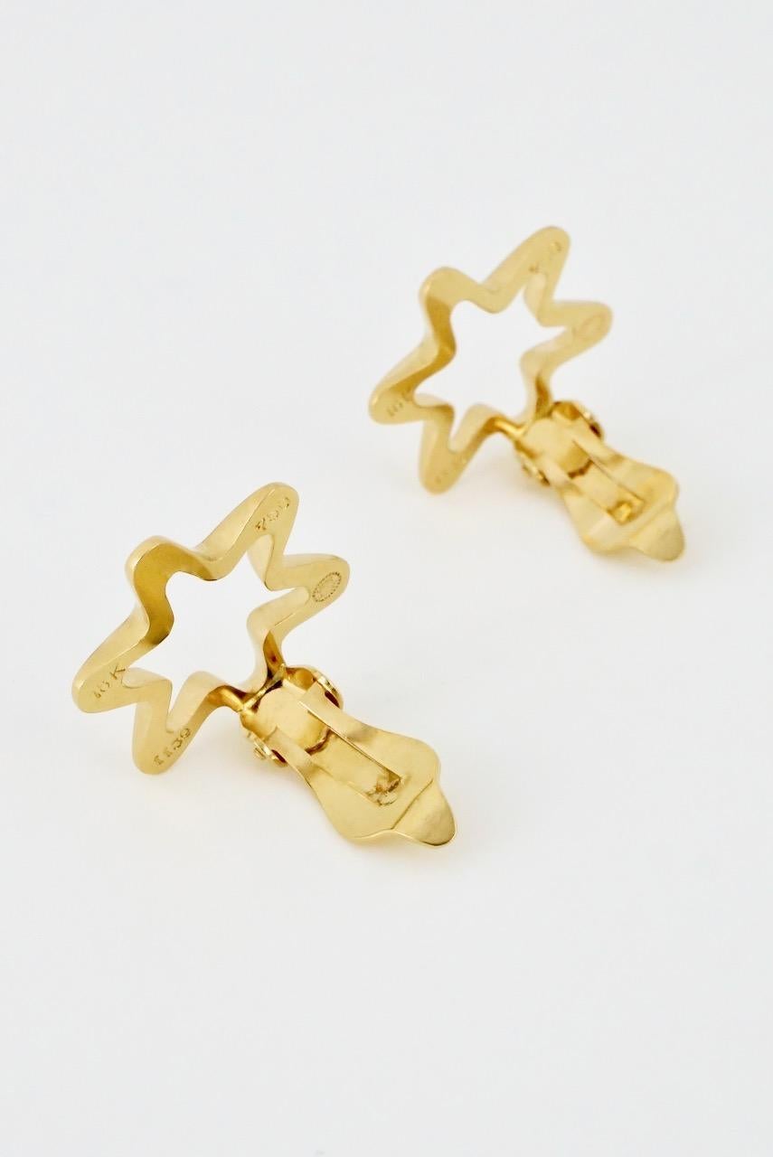 Modernist Vintage Georg Jensen 18k Gold Star Clip Earrings Design 1139 Henning Koppel For Sale