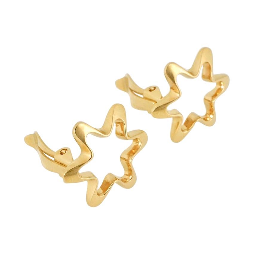 Vintage Georg Jensen 18k Gold Star Clip Earrings Design 1139 Henning Koppel For Sale