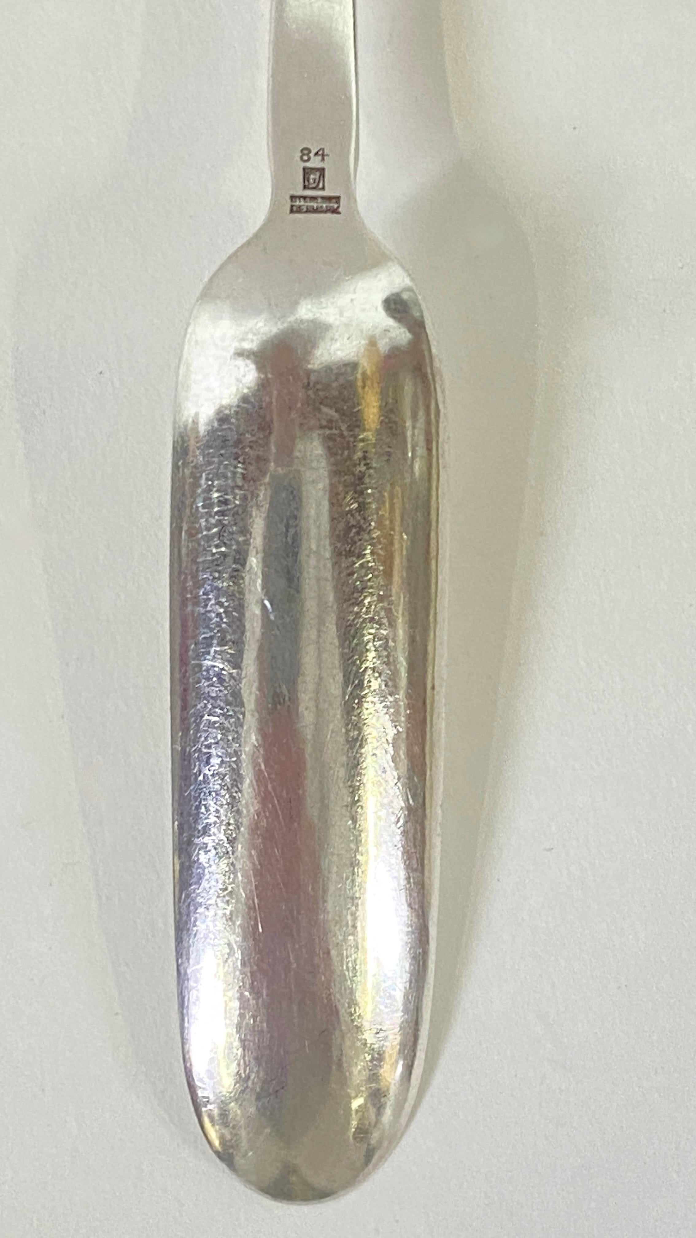 Martellato Georg Jensen Blossom in argento sterling, paletta per il formaggio, 1930 in vendita